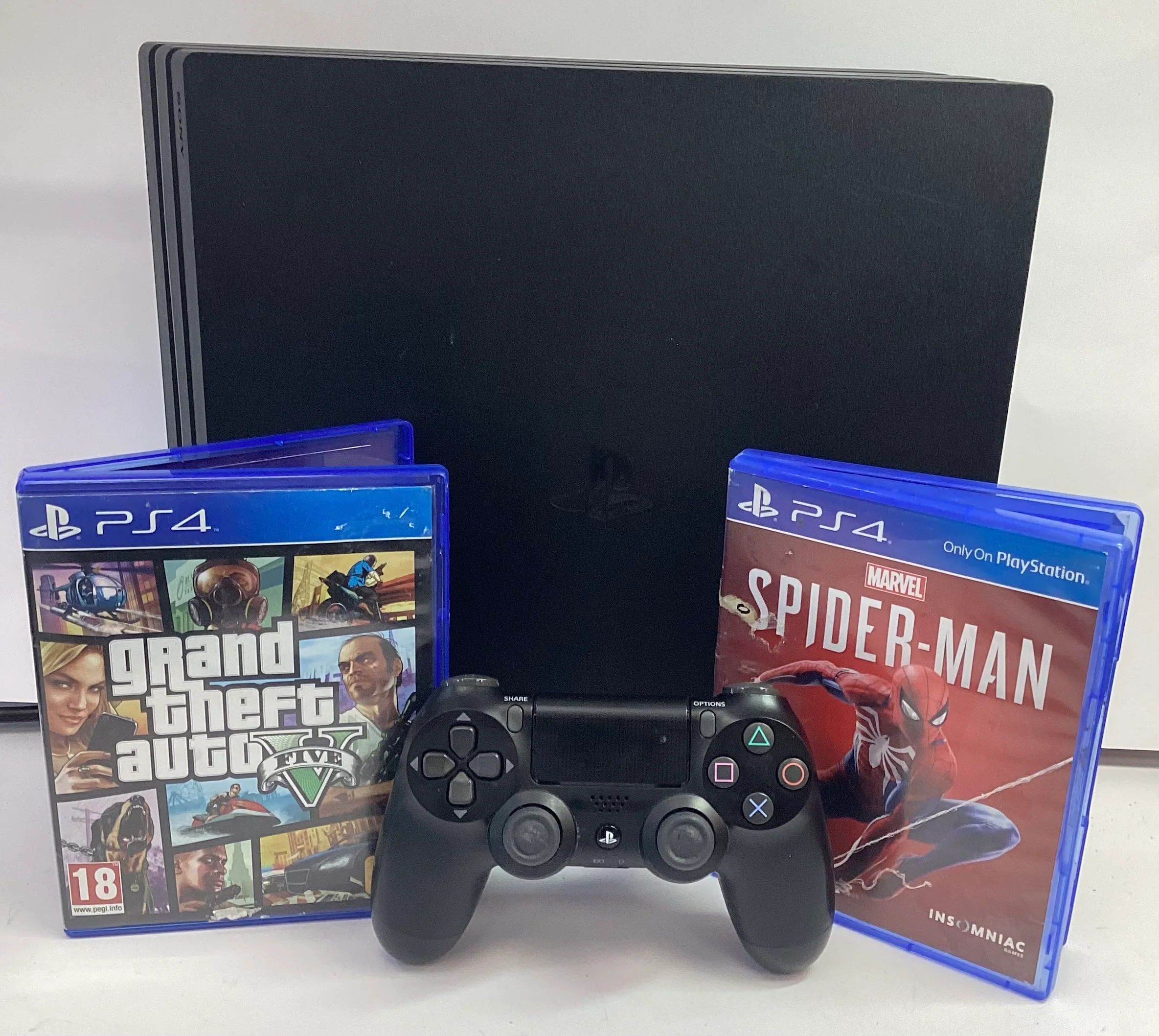 PlayStation 4 Pro Bundle - Image 2