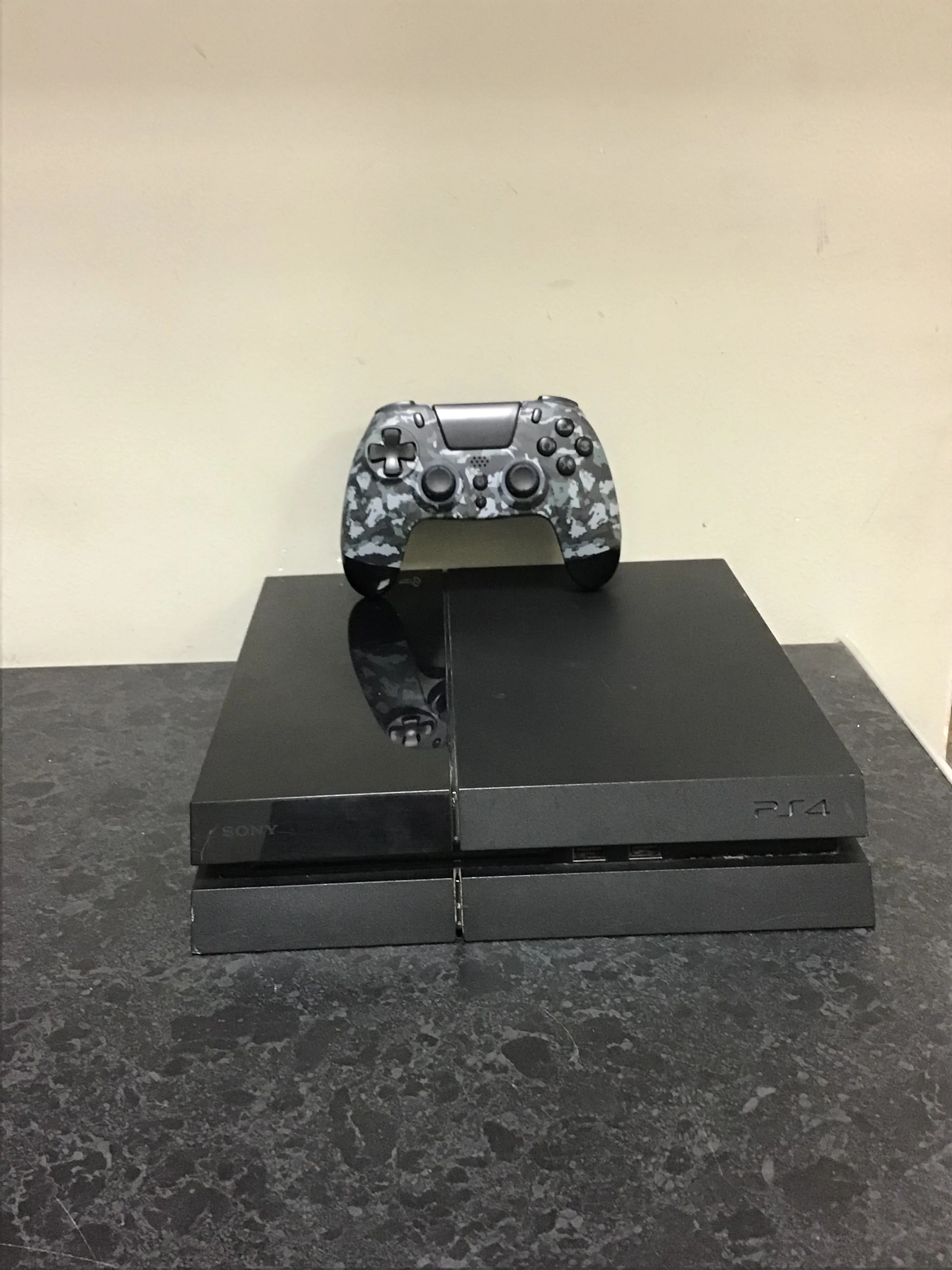 PlayStation 4 - Image 3