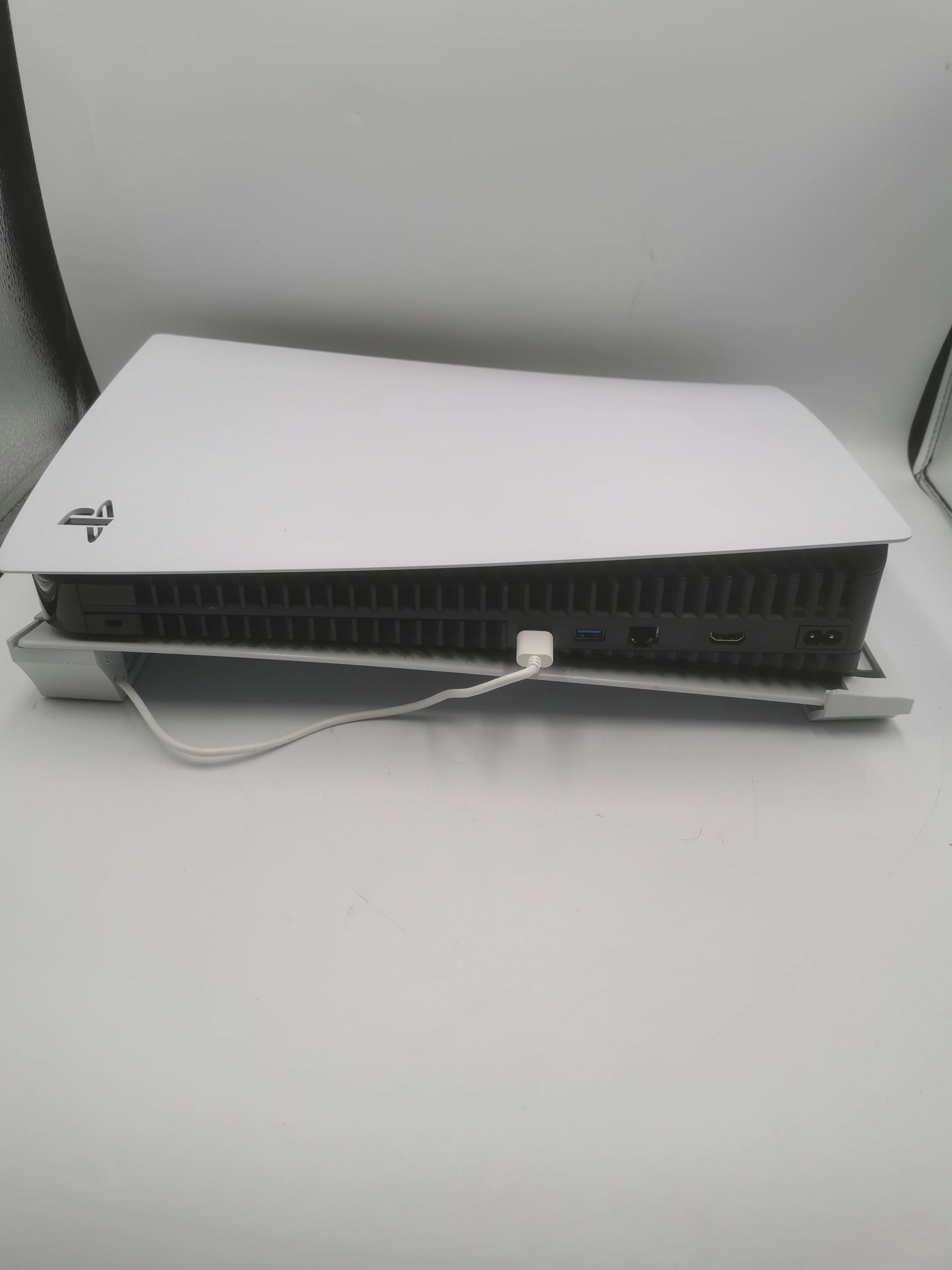 Playstation 5 Console, 825GB, White, Boxed - Image 3