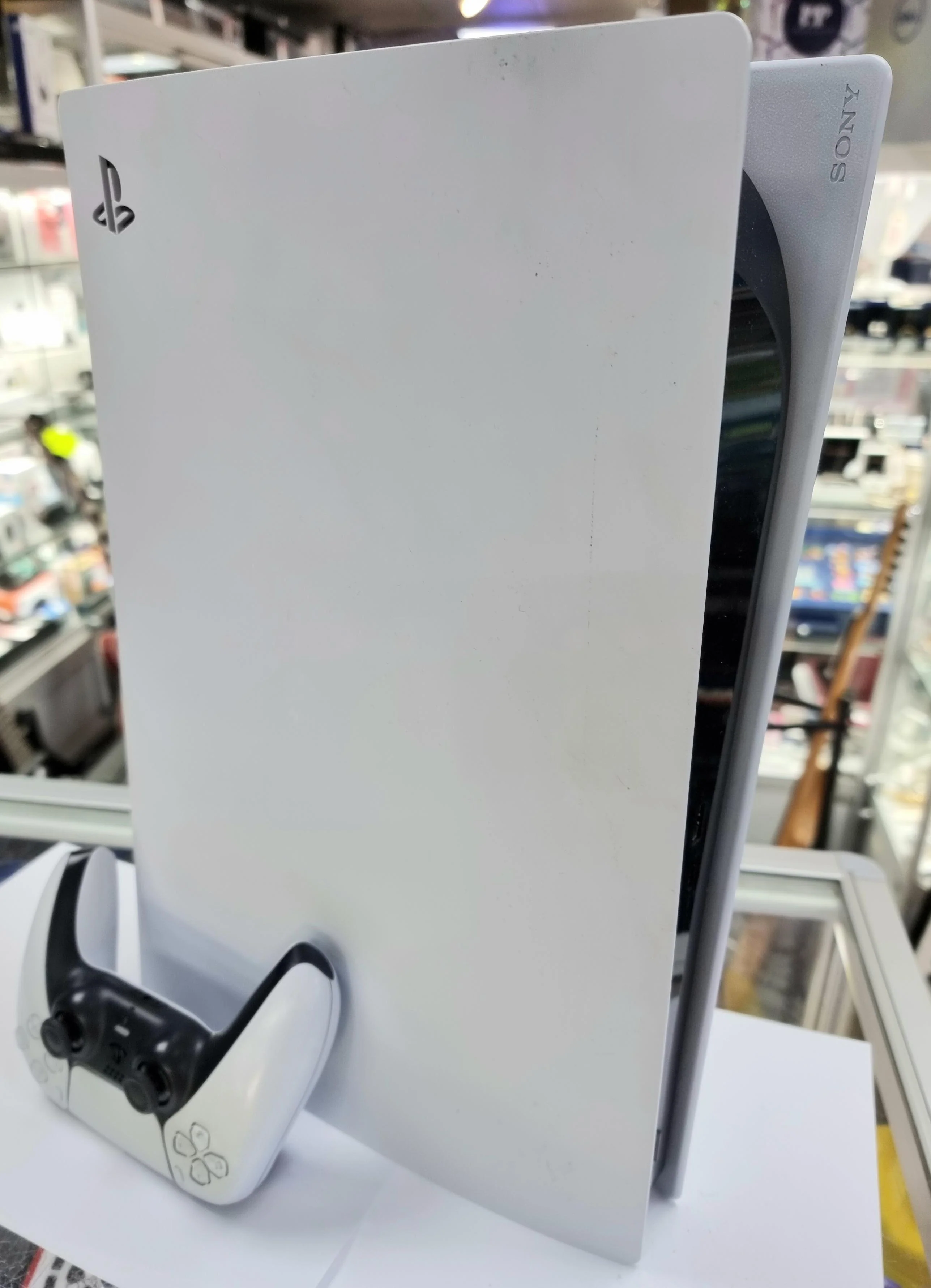 PlayStation 5 - PS5 Digital 825GB - Image 4