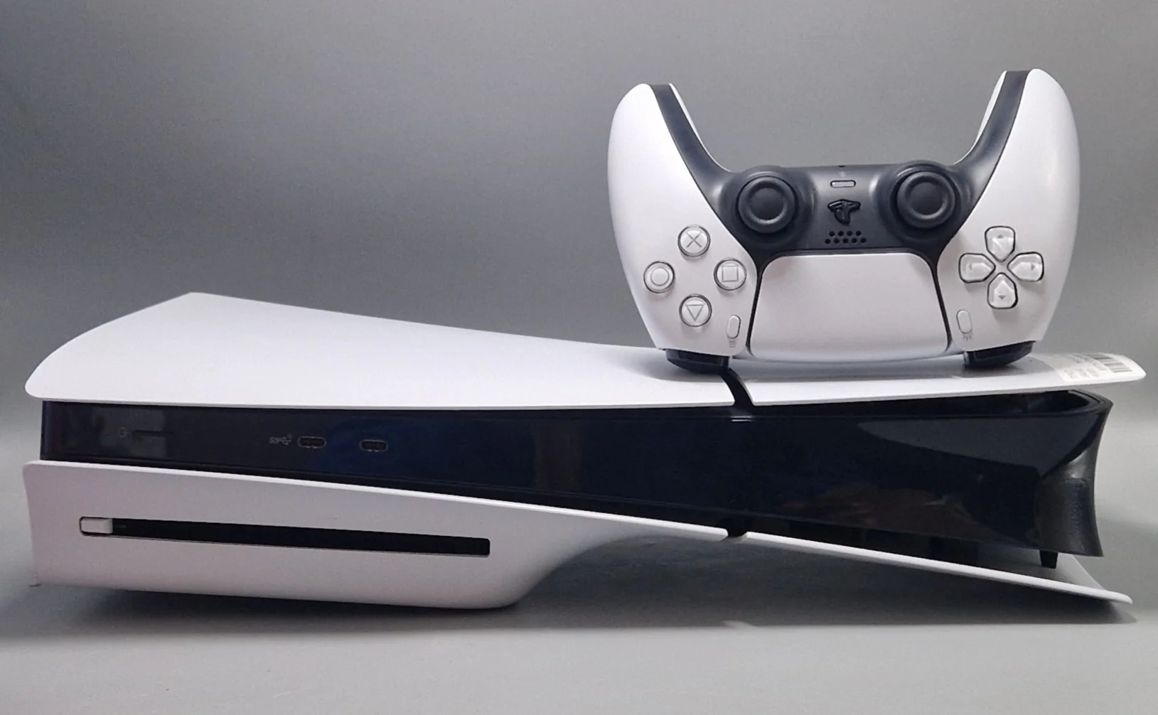 Playstation 5 Slim Console, 1TB, White, Unboxed - Image 3