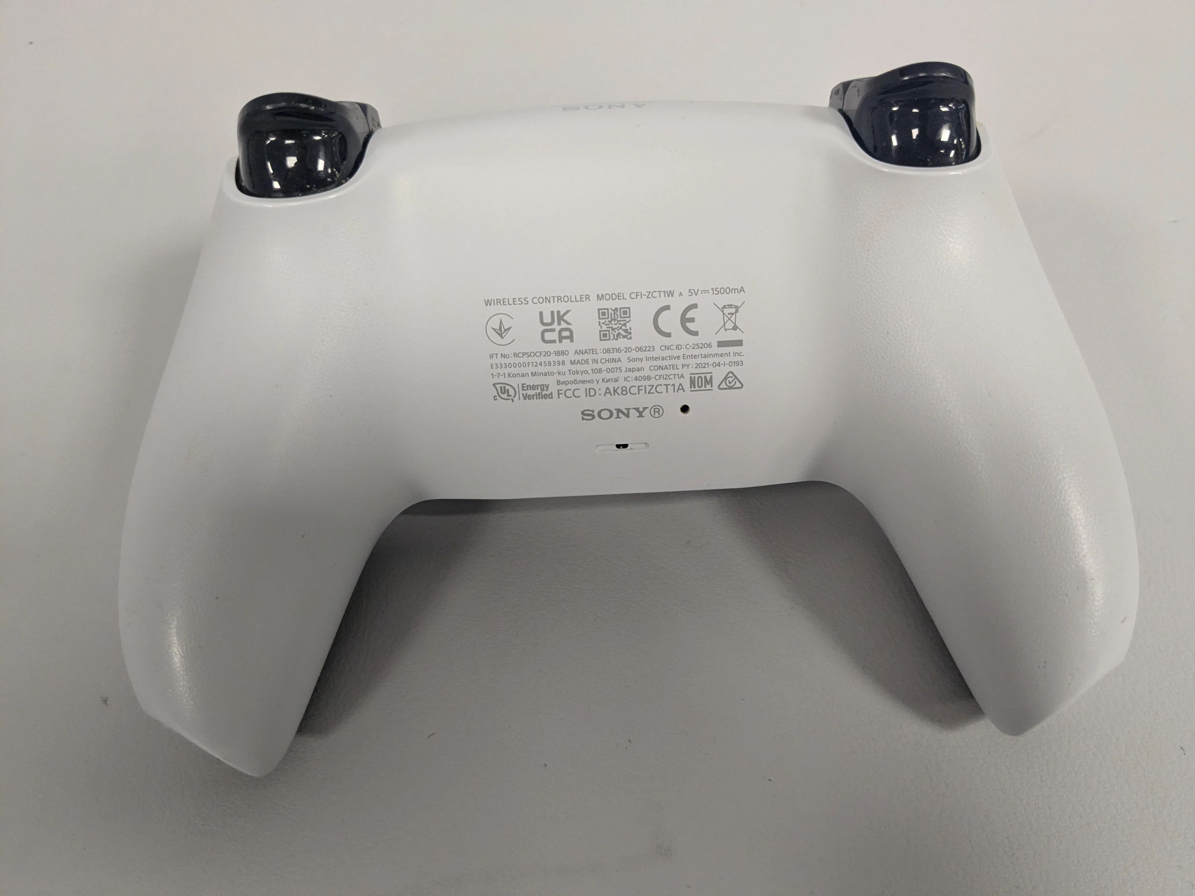 PlayStation DualSense Wireless Controller - Image 4