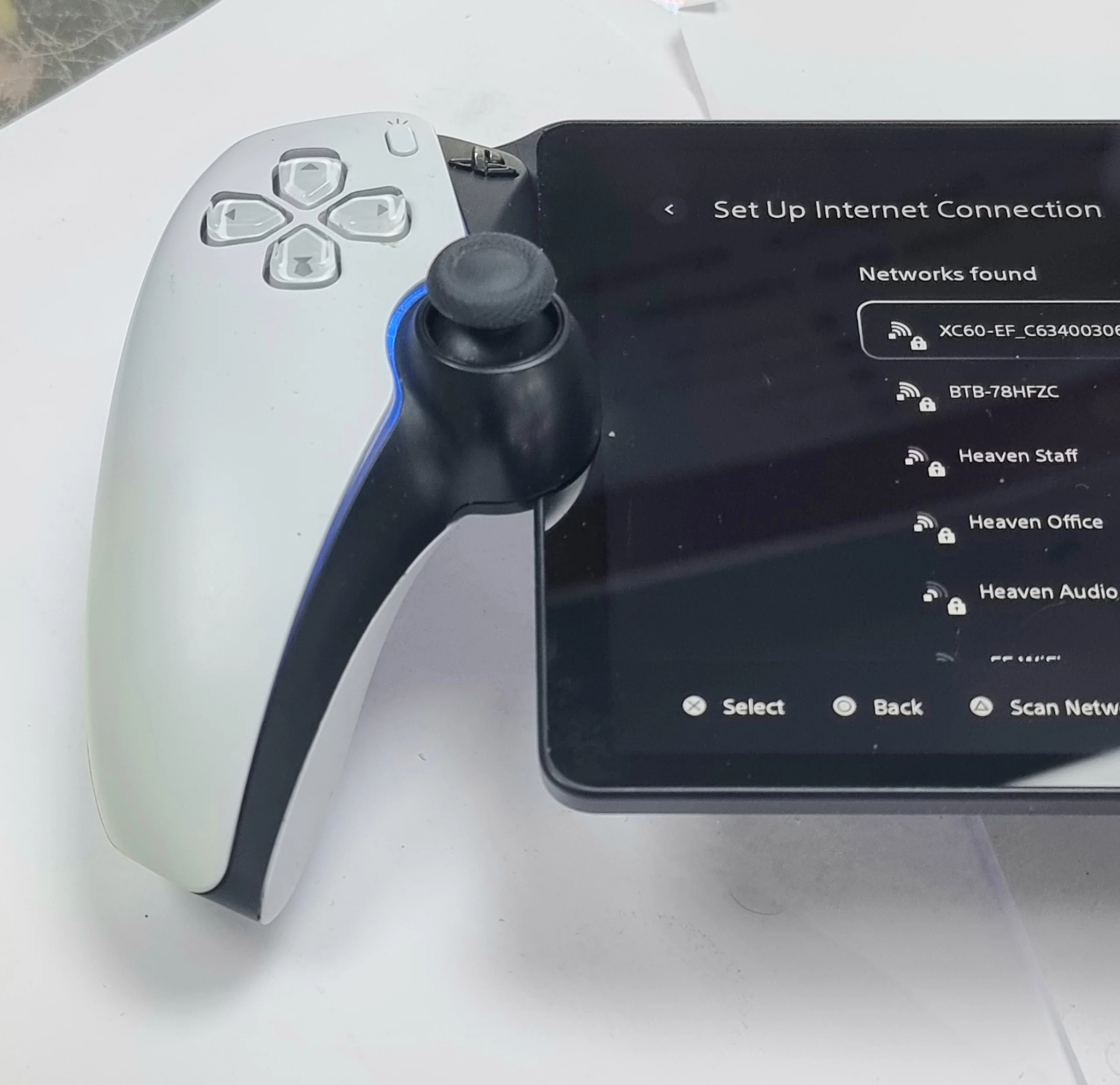 PlayStation Portal Remote Player - Image 4