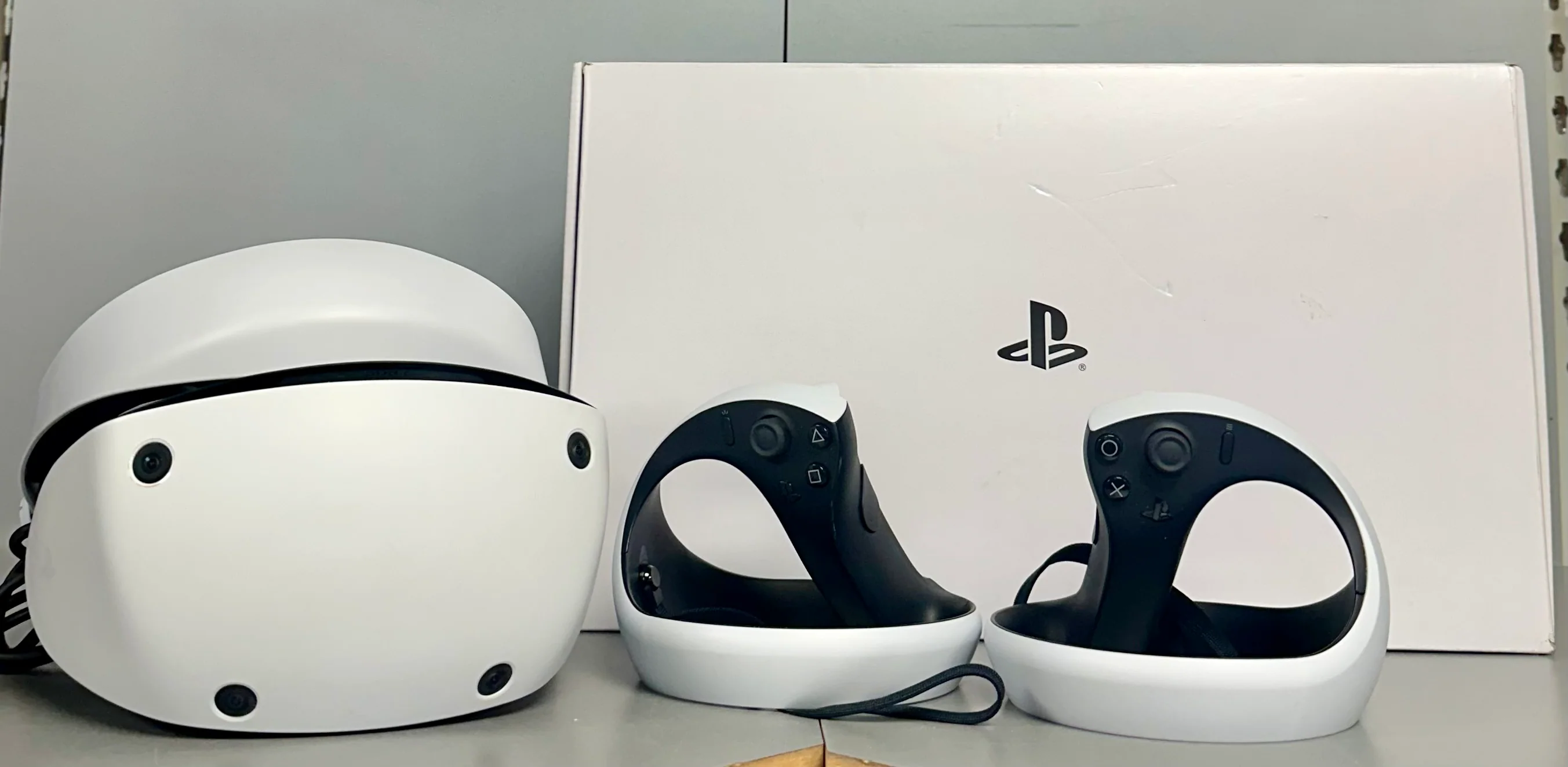 PlayStation VR2 Headset w/Sense Controllers *Boxed* - Image 5