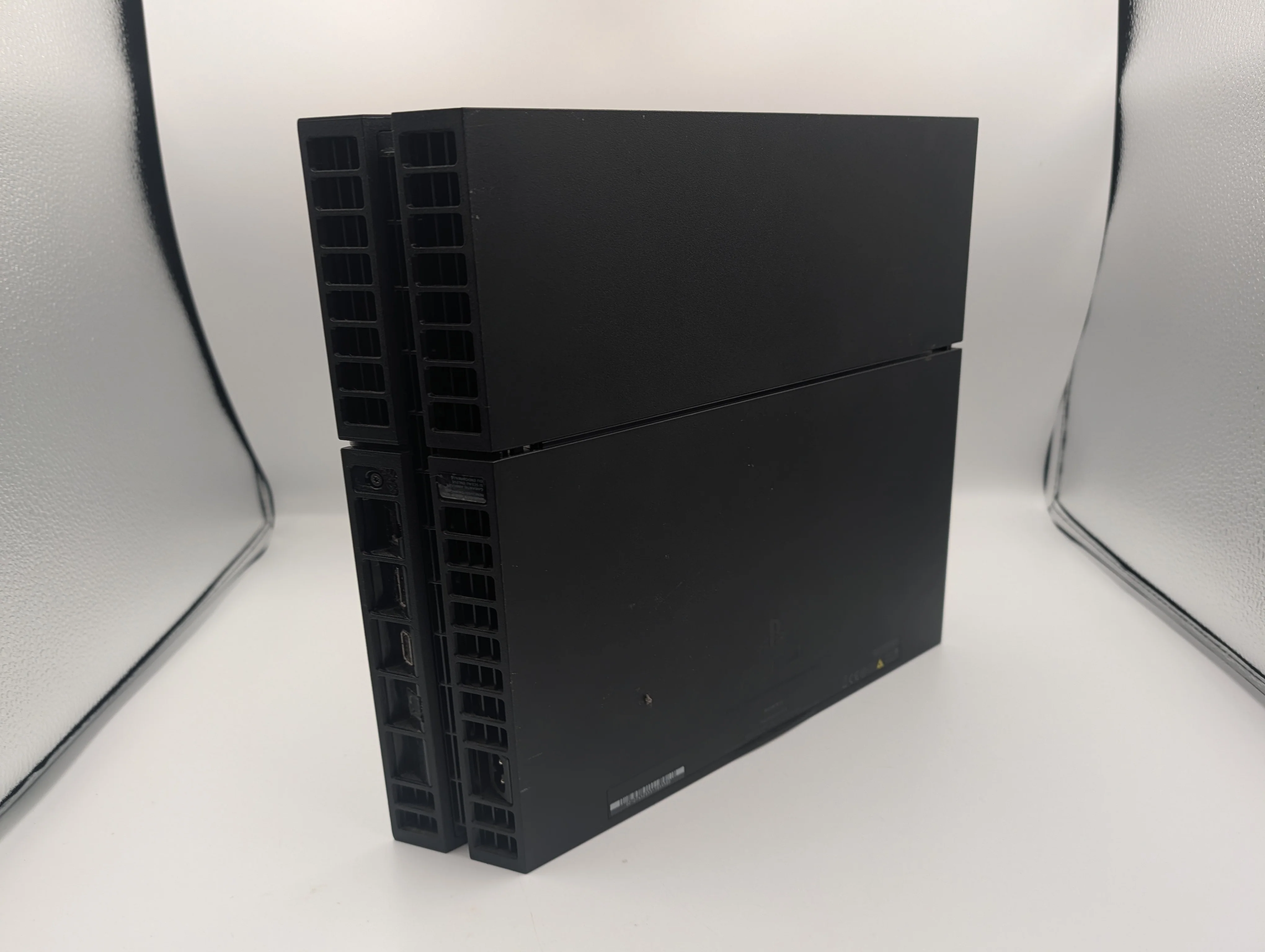 PS4 1tb - Image 3