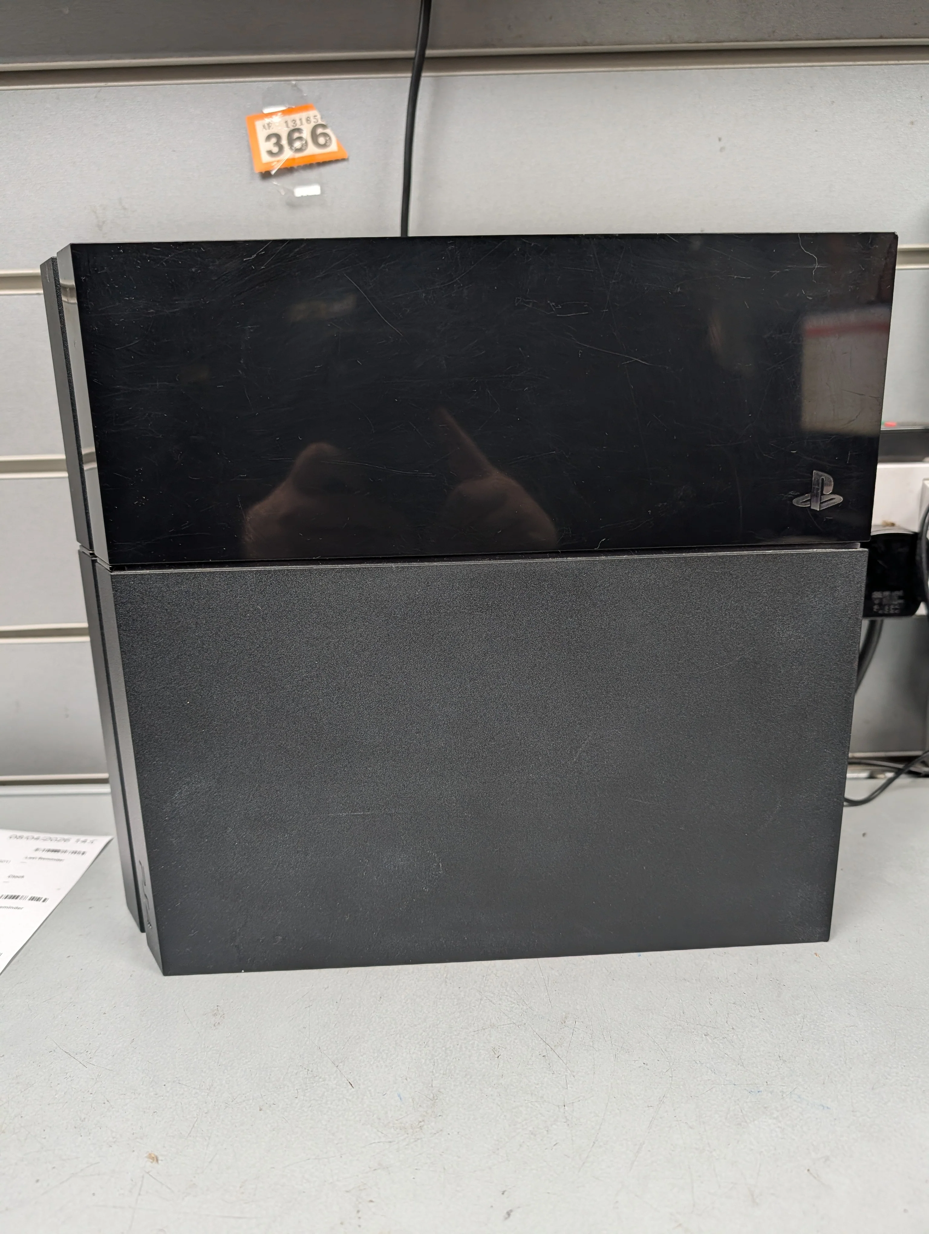Ps4 500gb console - Image 2