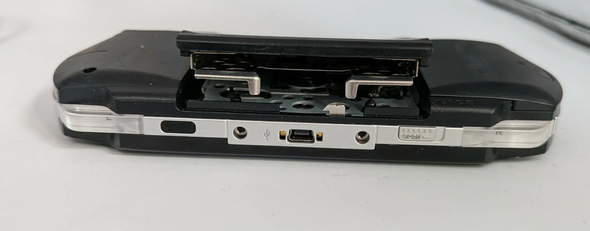 PSP Original Console, Black, Unboxed With Charger, No Games - Image 4