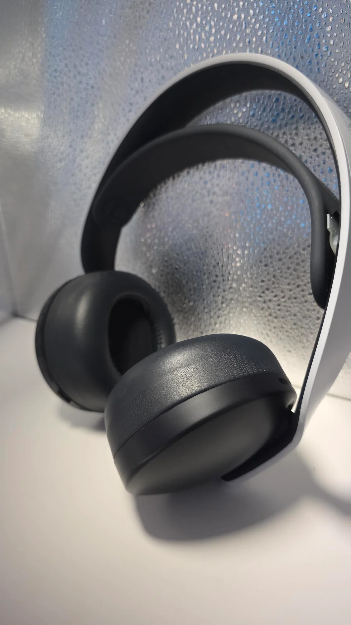 PULSE 3D Wireless Headset - Image 3