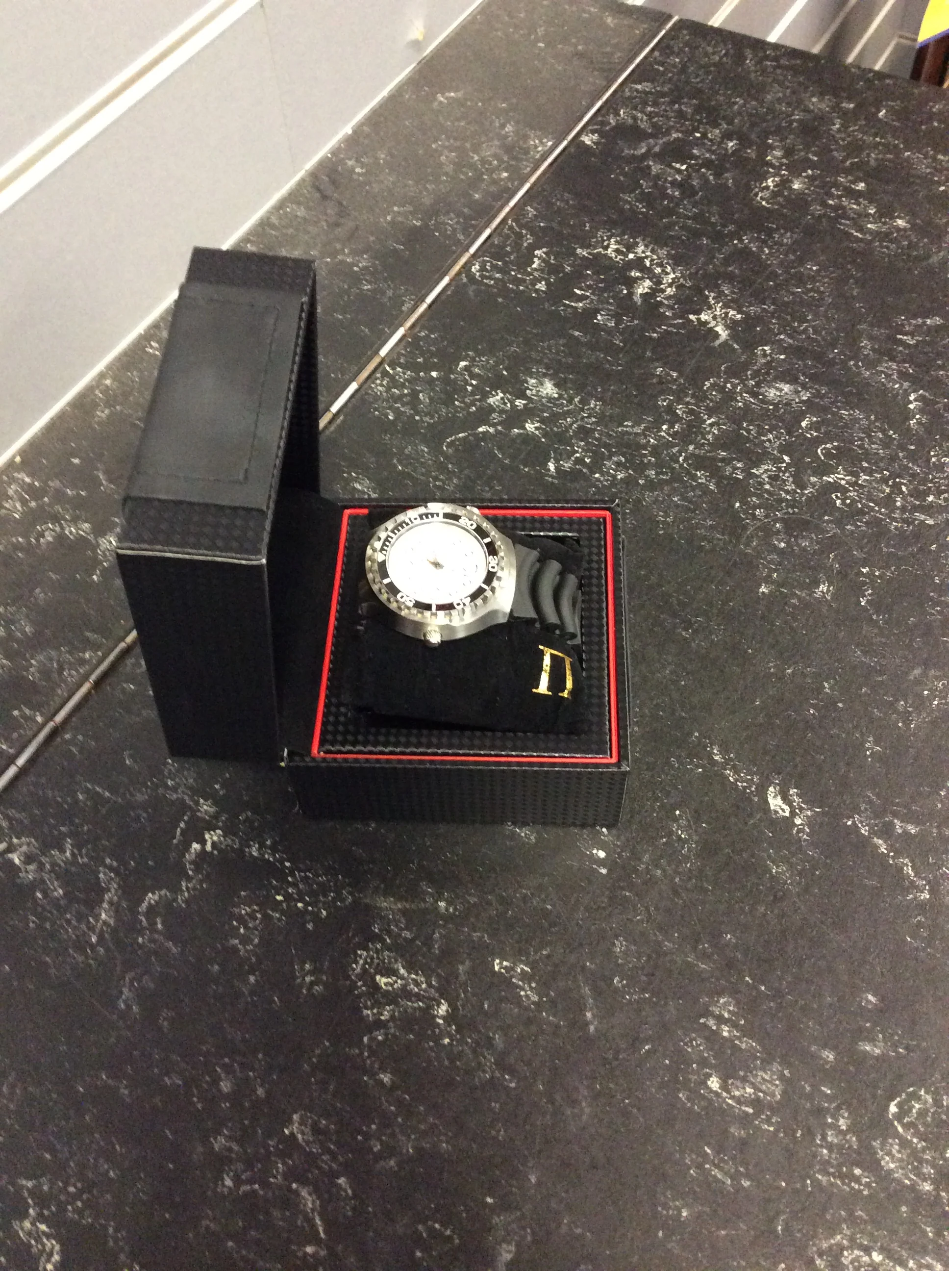 Radio Watch 2 - Image 4