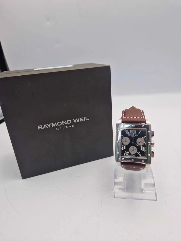 **DEAL** Raymond Weil Tango 4881 "Tank Style" Mens Chronograph With Date - Boxed With Generic Leather Strap