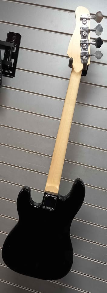 Rock Jam Electric Bass 4 String Guitar- Black - Image 2