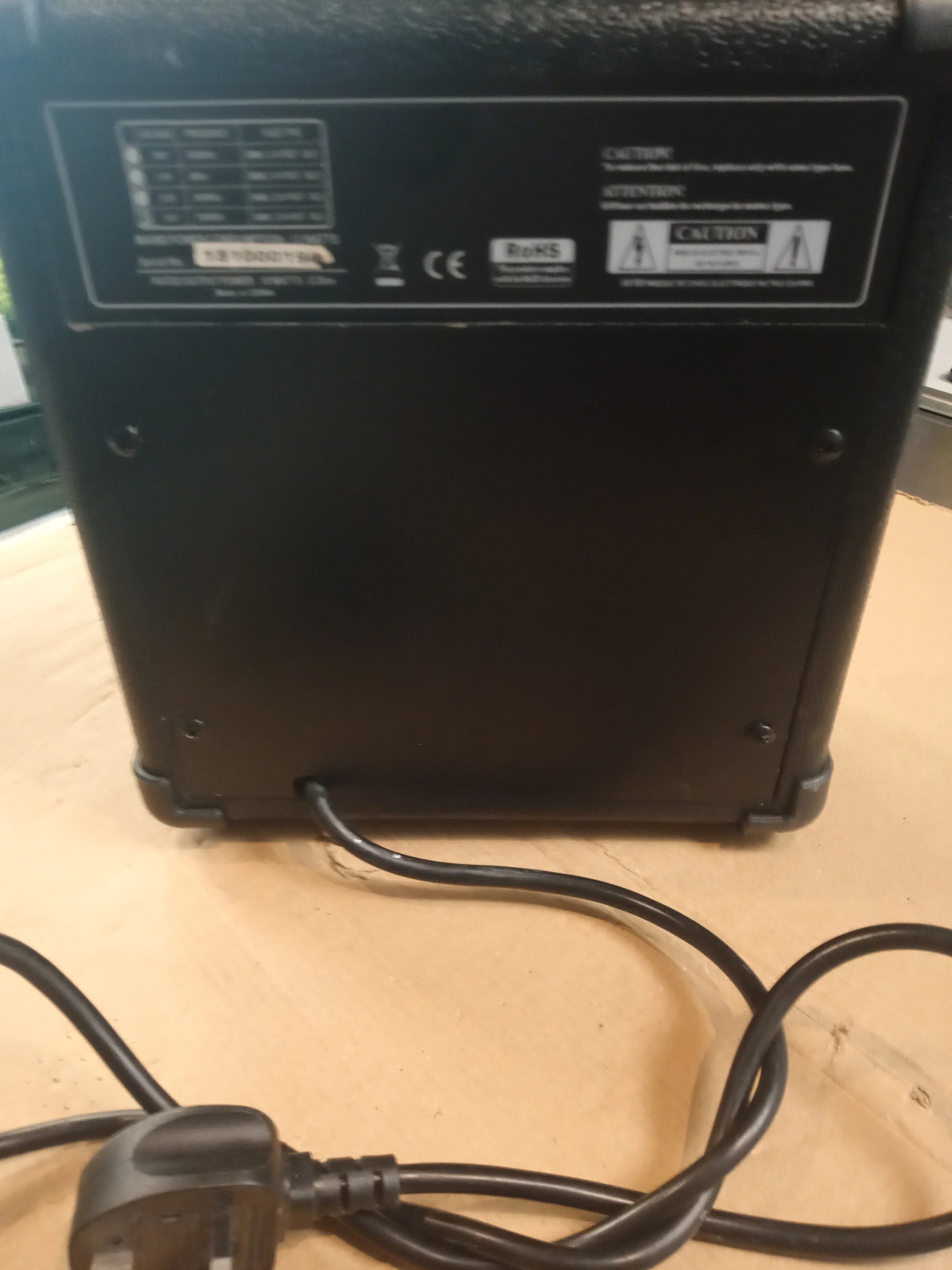 Rockburn FG10 10W Guitar Amplifier - Image 3