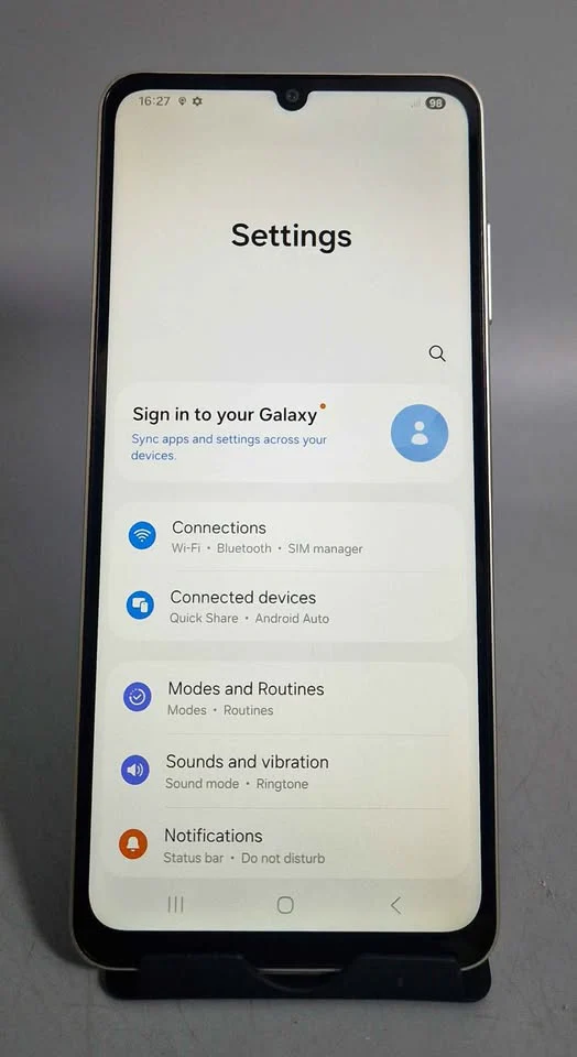 Samsung A06 64Gb Unlocked Gold - Image 2