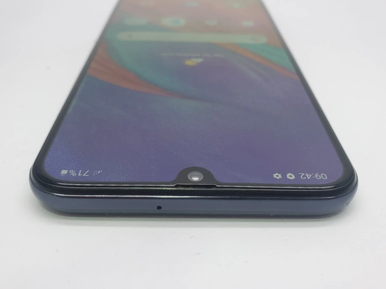 SAMSUNG A40 64GB UNLOCKED - Image 3