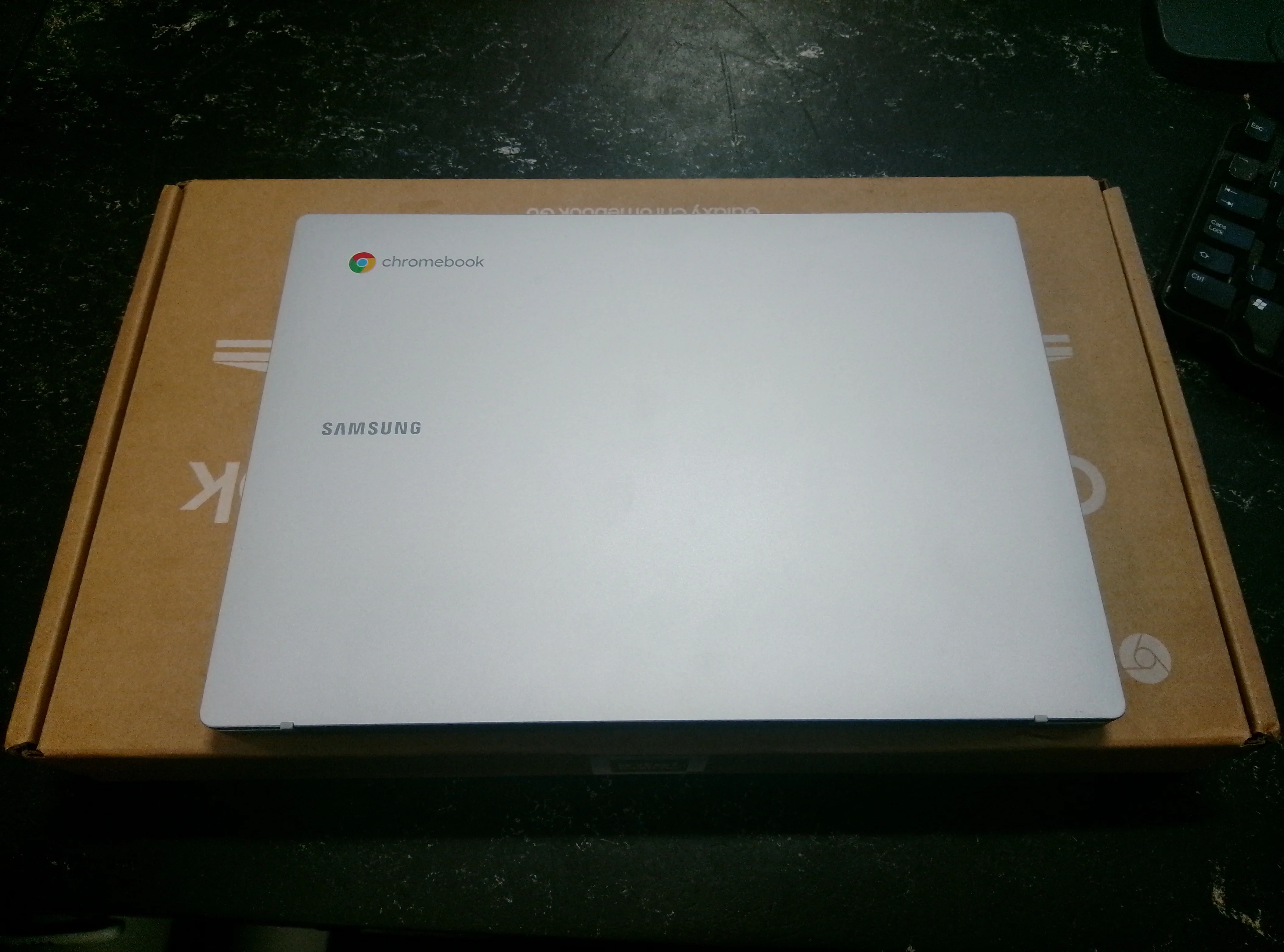 Samsung Chromebook XE310XDA/N4500/4GB Ram/64GB eMMC/11"/ChromeOS/B - Image 2