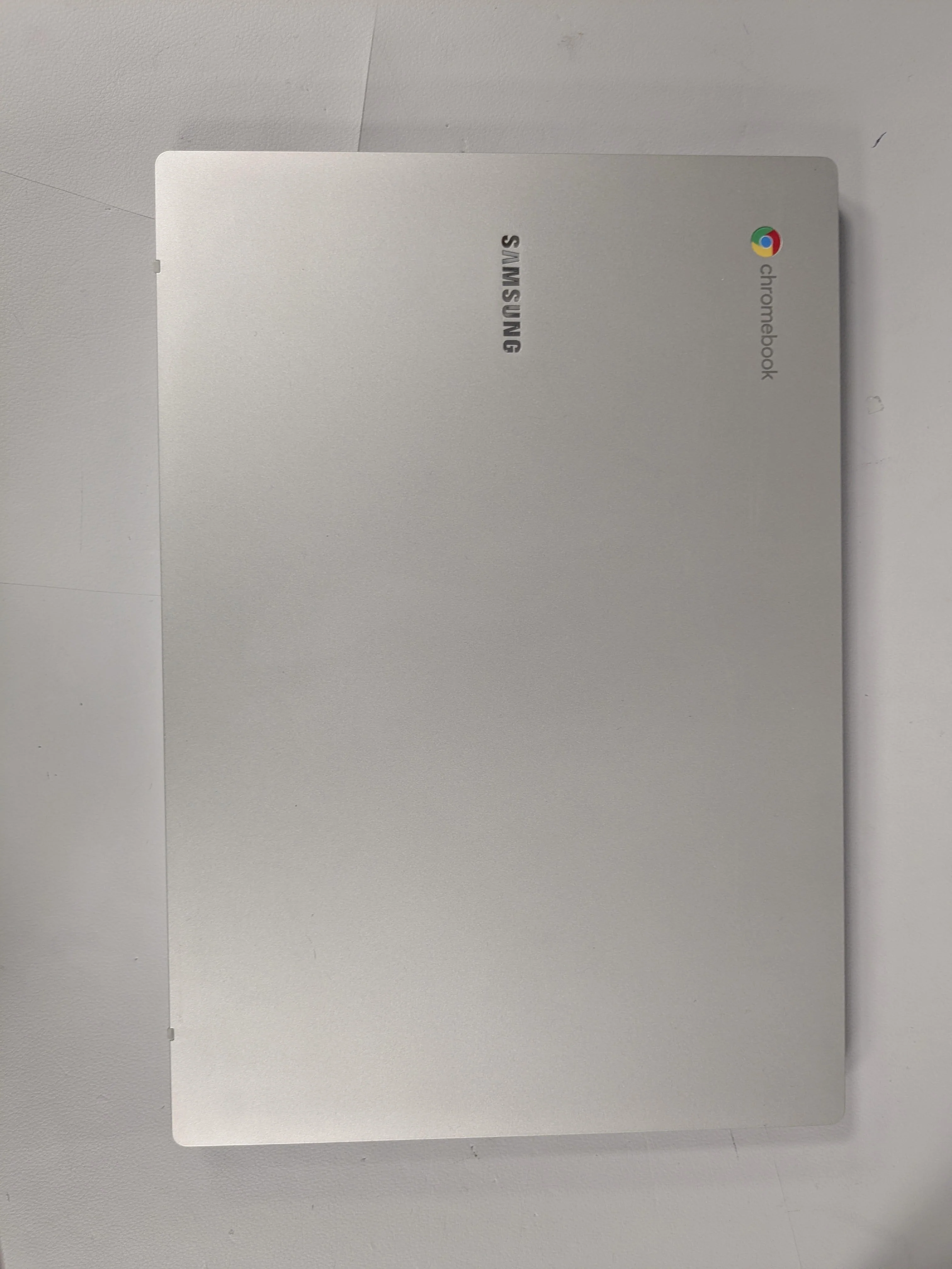Samsung Chromebook XE340XDA - Image 3