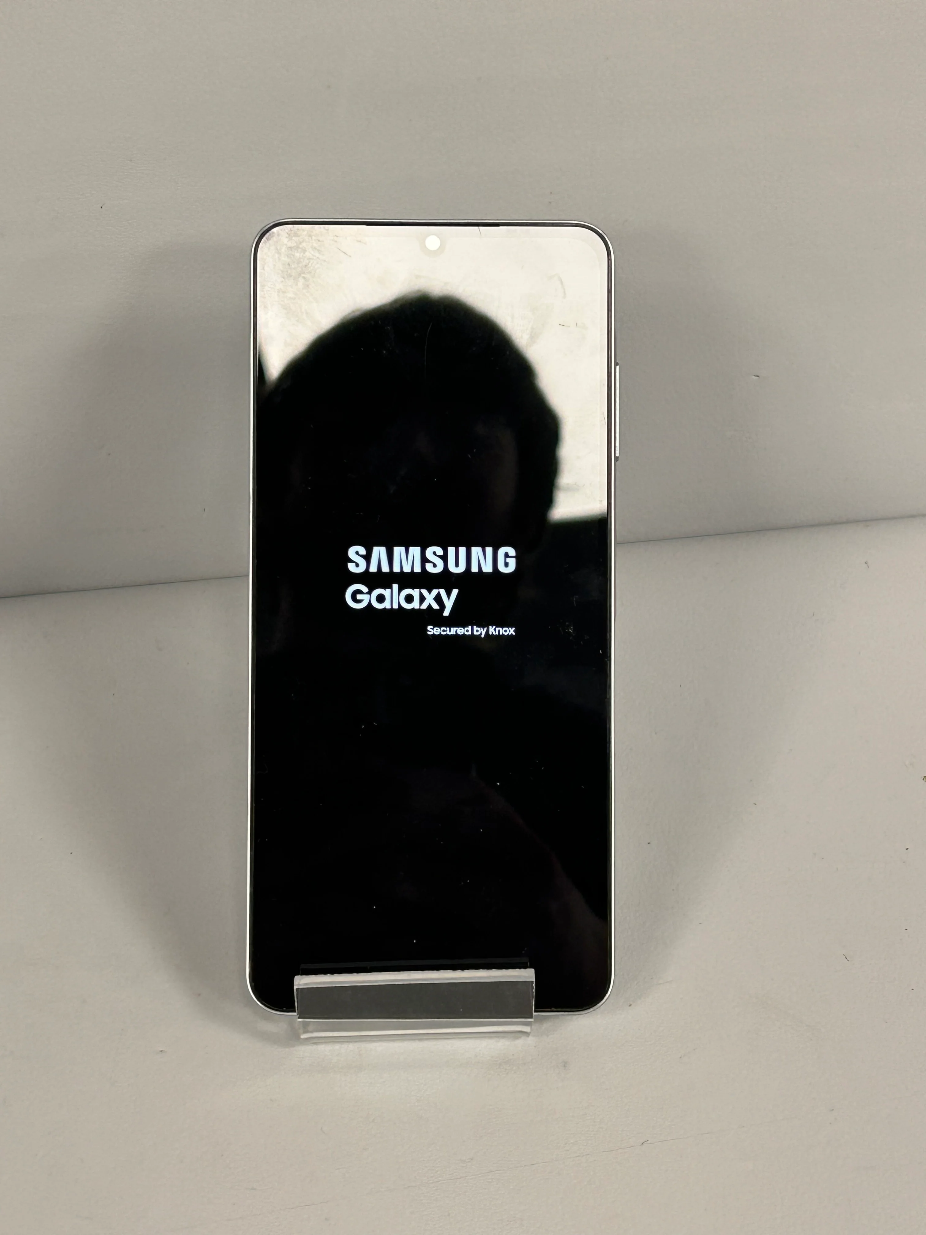 Samsung Galaxy A06 64GB White - Image 3