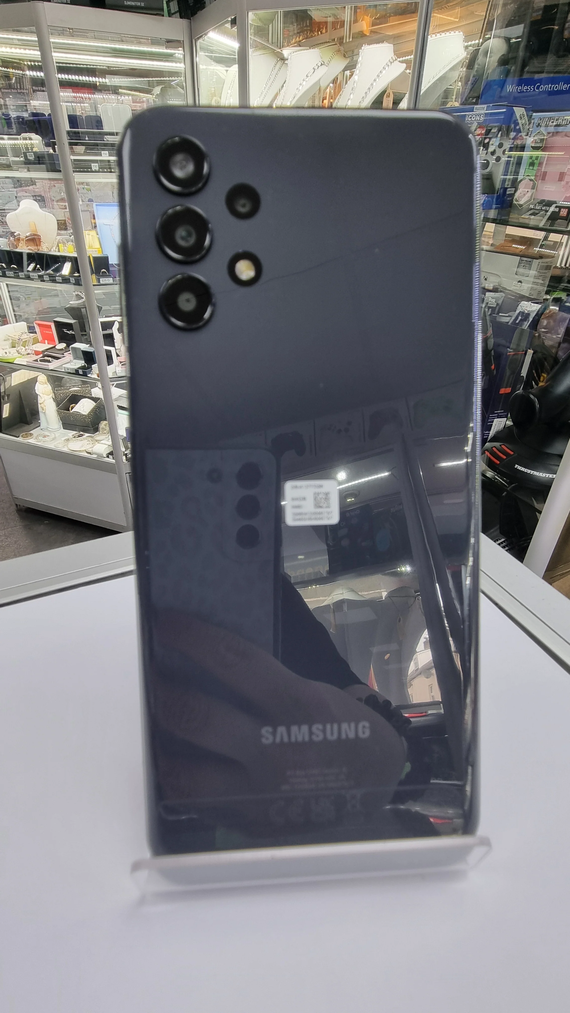 SAMSUNG GALAXY A13 64GB 4G UNLOCKED BLACK - Image 3