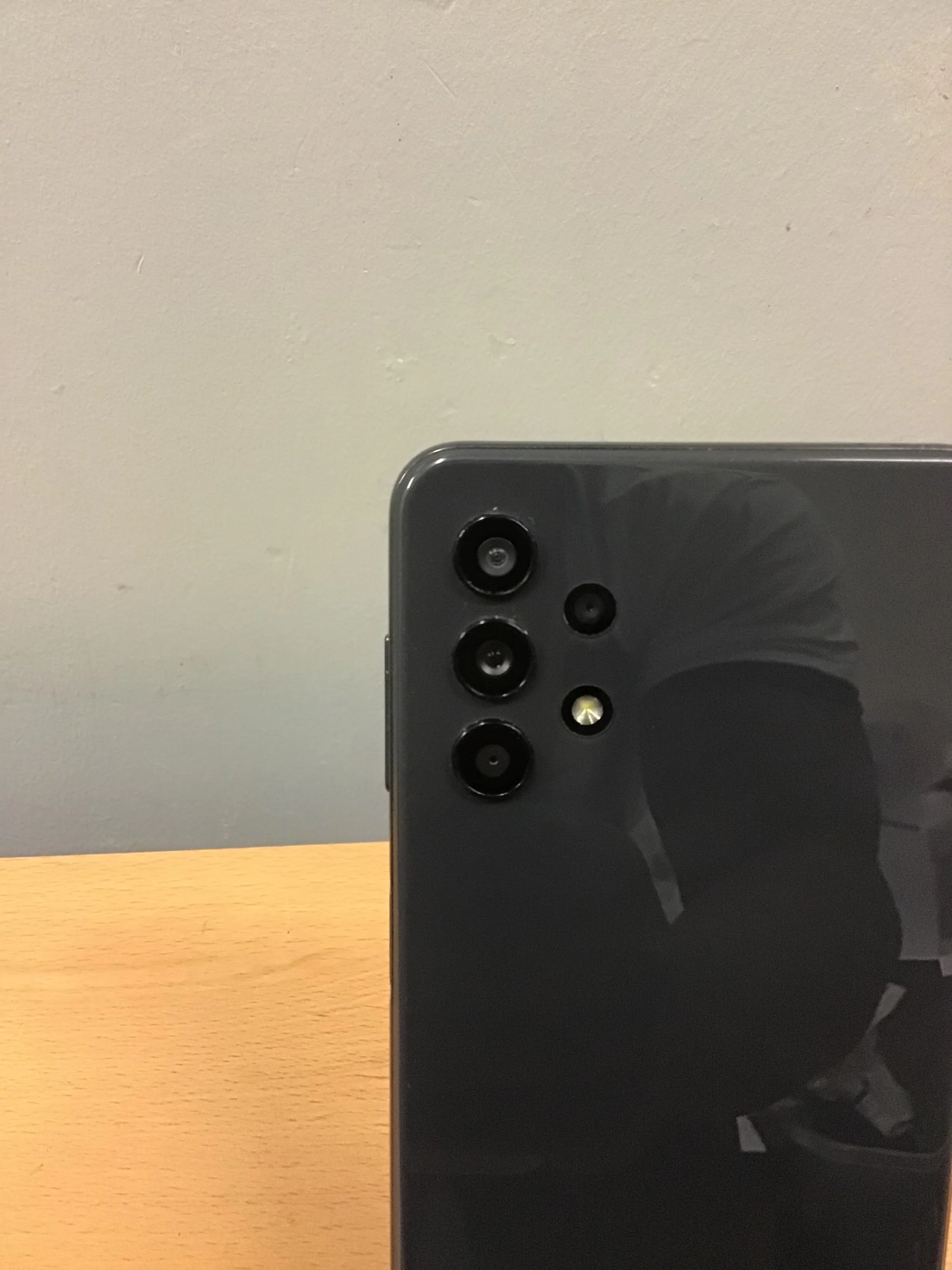 Samsung Galaxy A32 - Image 4