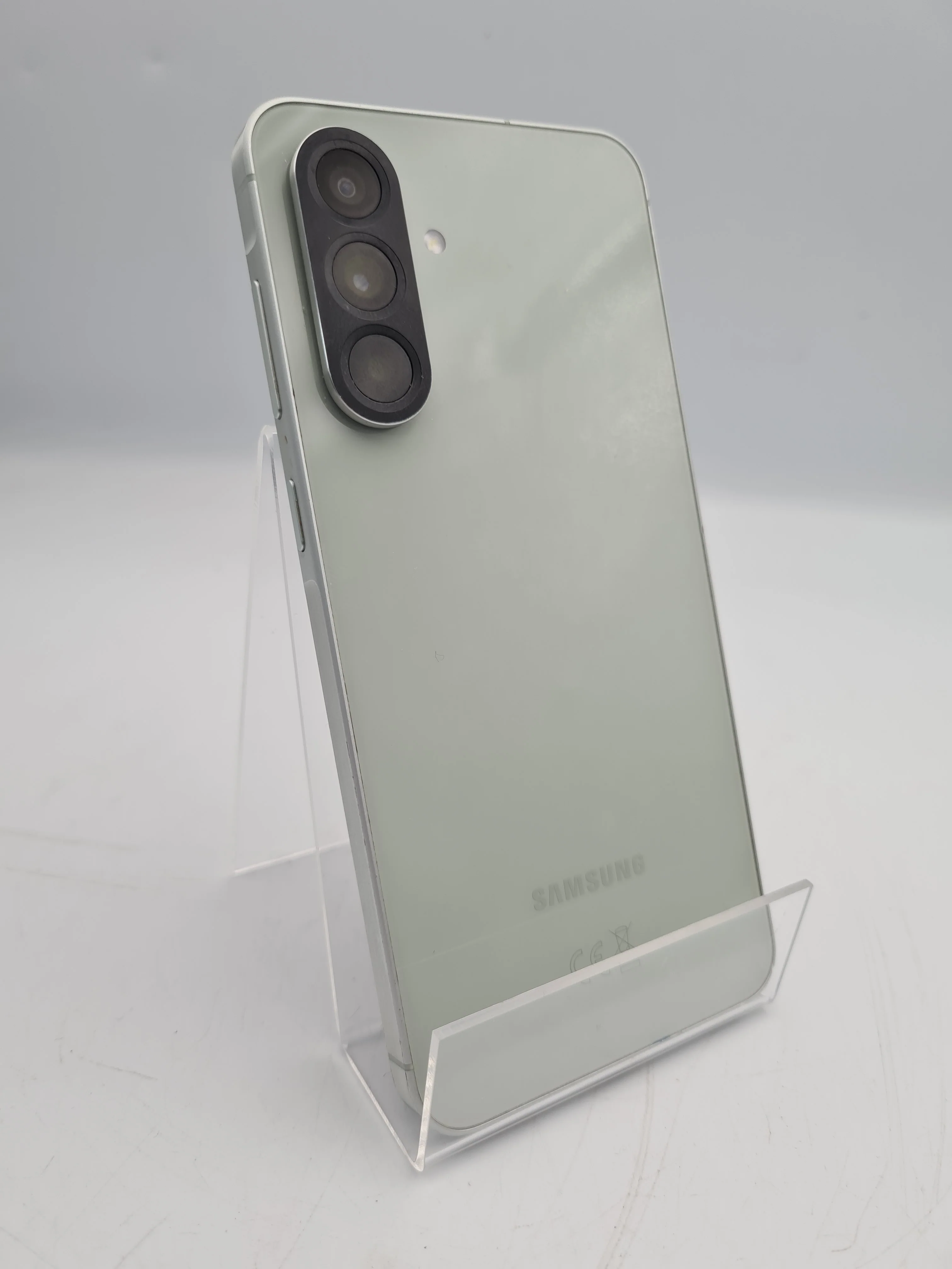 **DEAL** Samsung Galaxy A56 5G 256GB olive green smartphone unlocked unboxed - Image 2