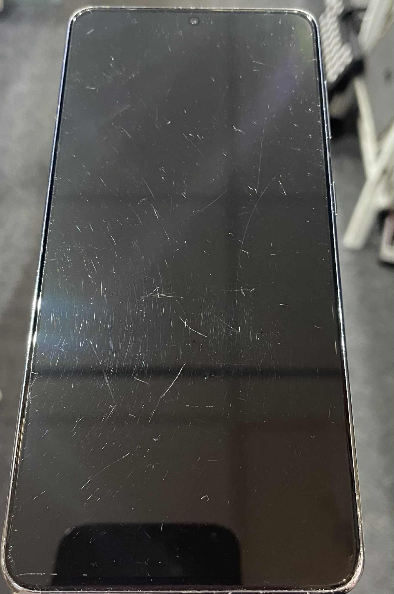 Samsung Galaxy S21 - 128GB - Image 3