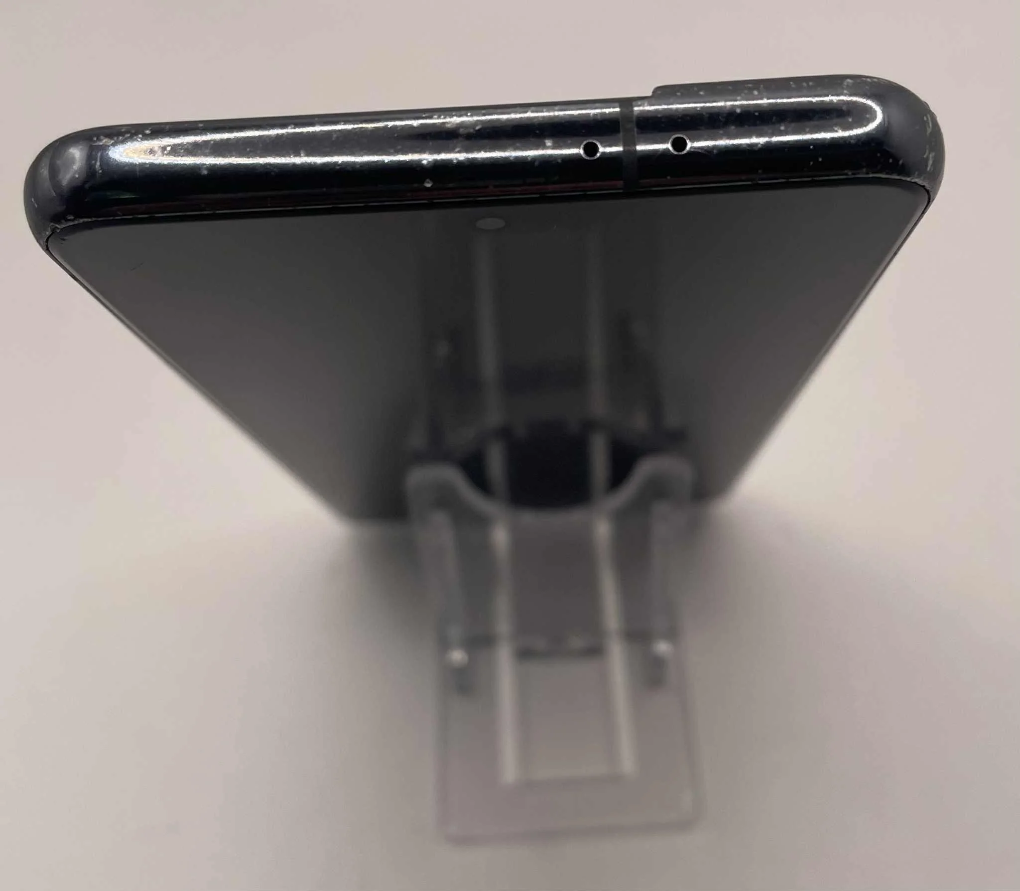Samsung Galaxy S21 - 128GB - Image 4