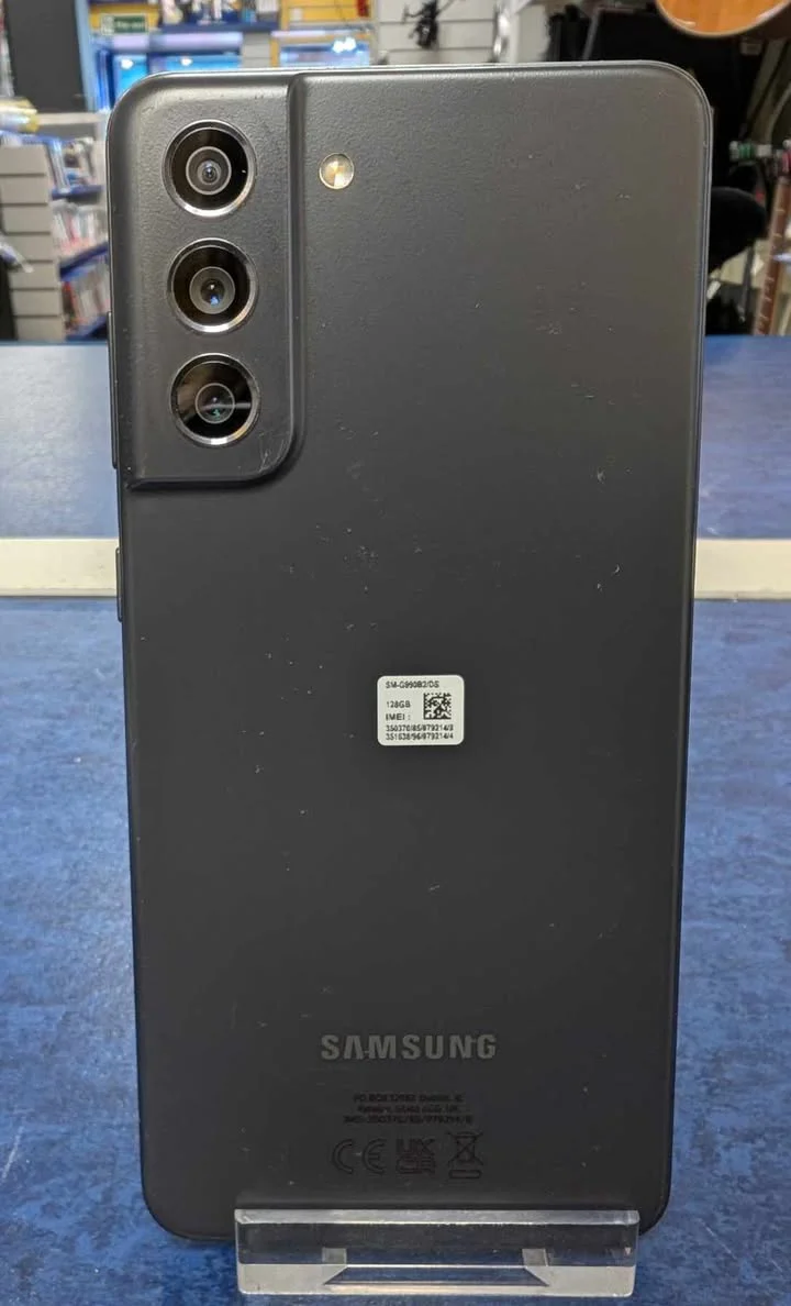 Samsung Galaxy S21 FE 5G - 128GB - Image 2