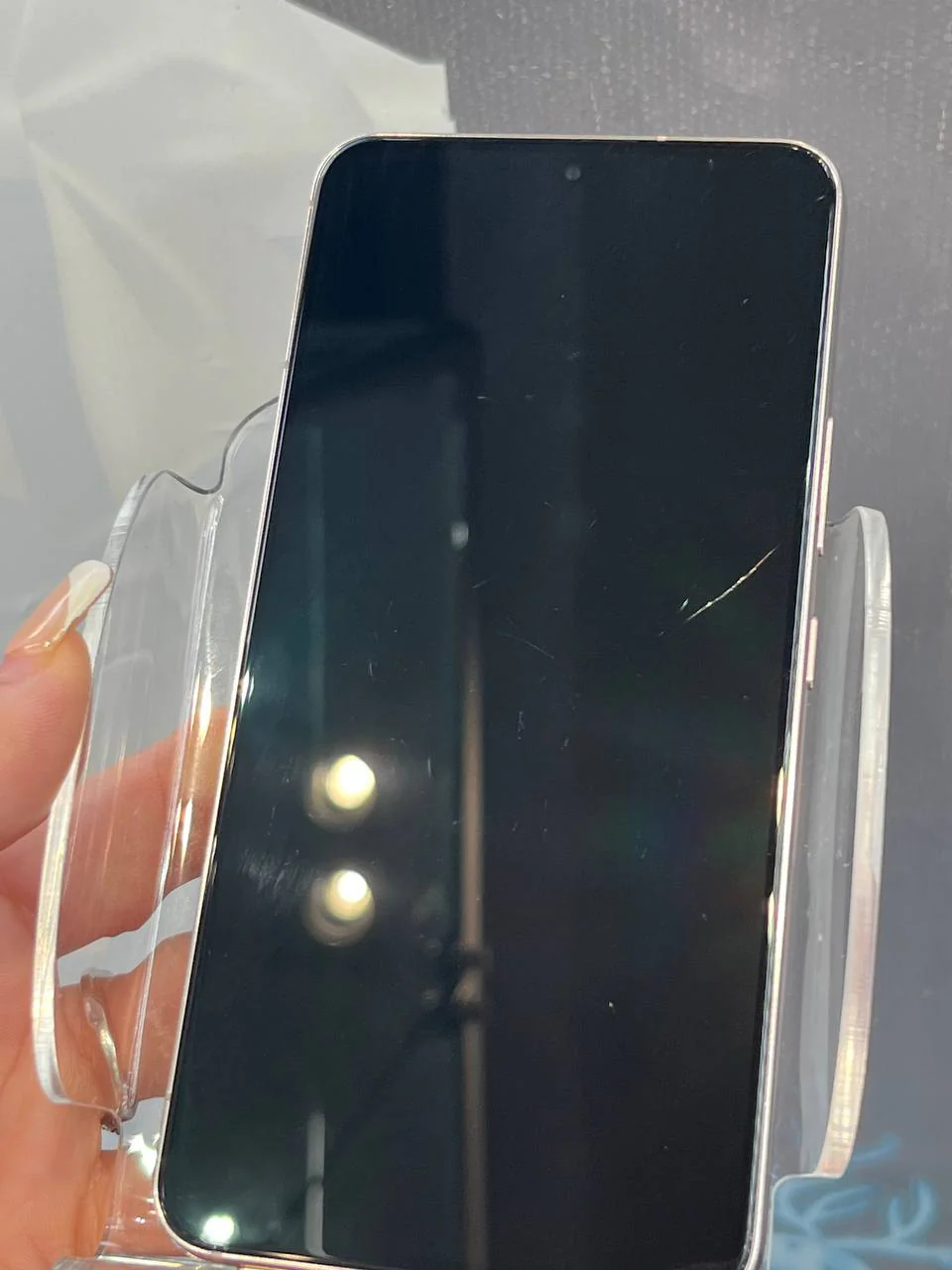 Samsung Galaxy S22 5G Dual Sim 128GB - Image 2