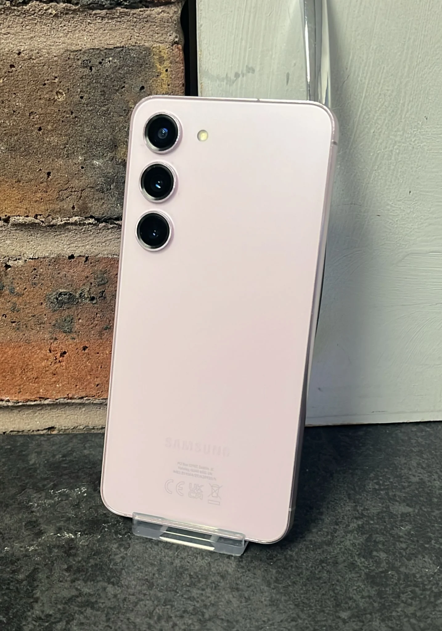 Samsung Galaxy S23 128GB Lavender - Image 3