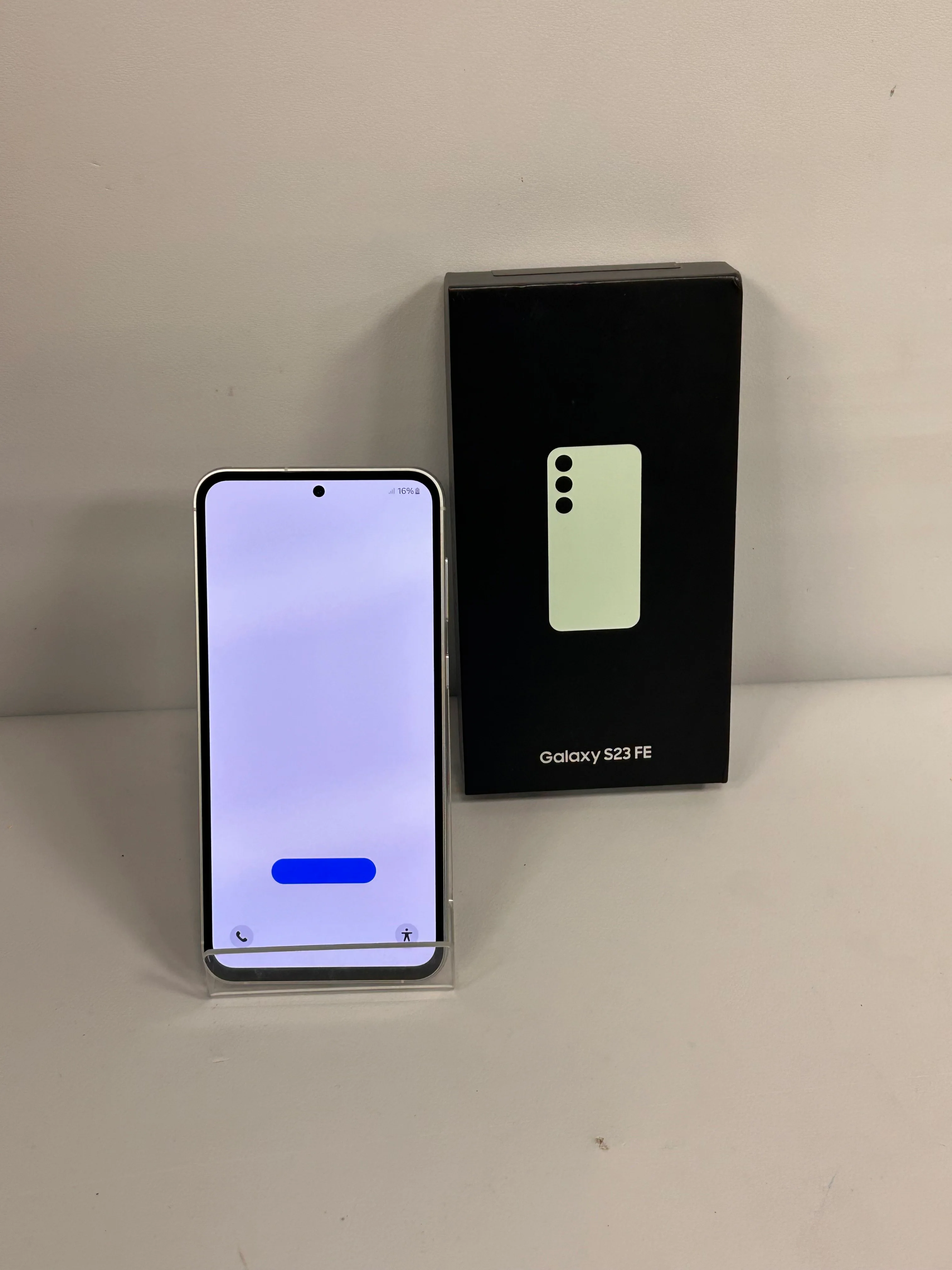 Samsung Galaxy S23 FE 5G 128GB - Image 3