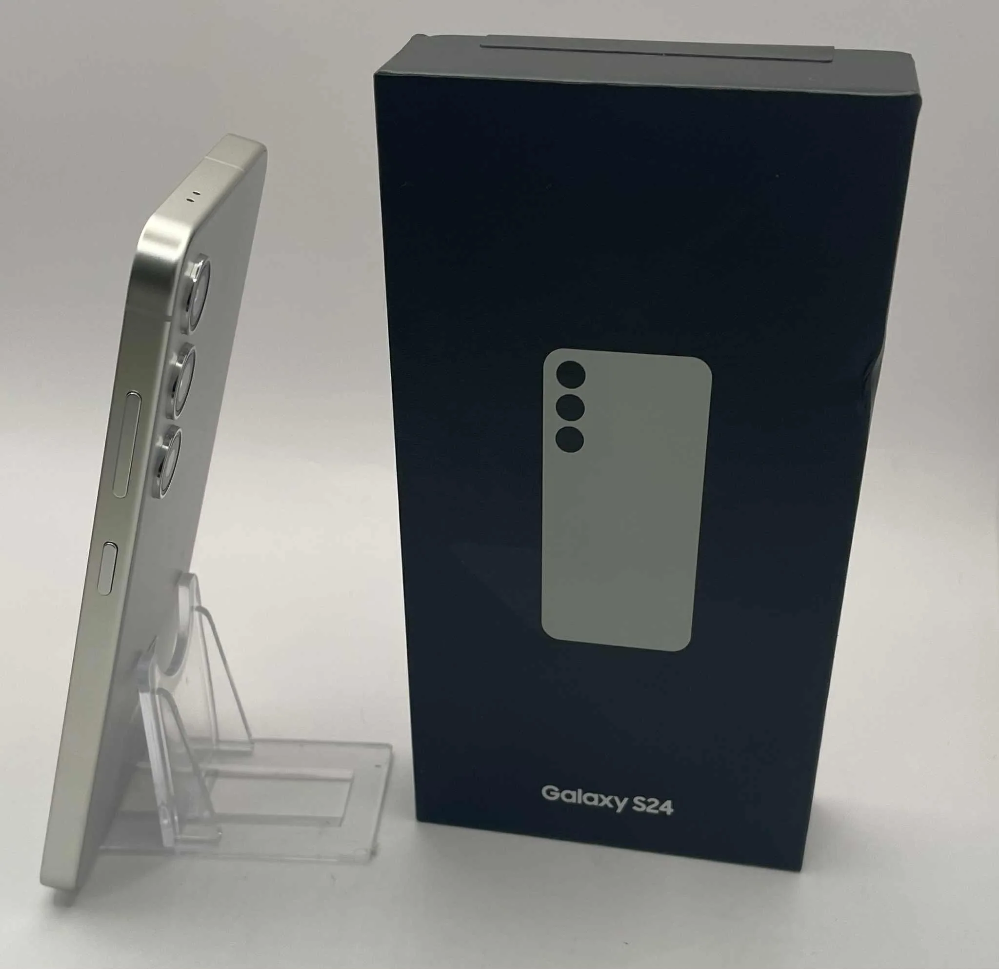 Samsung Galaxy s24-128gb