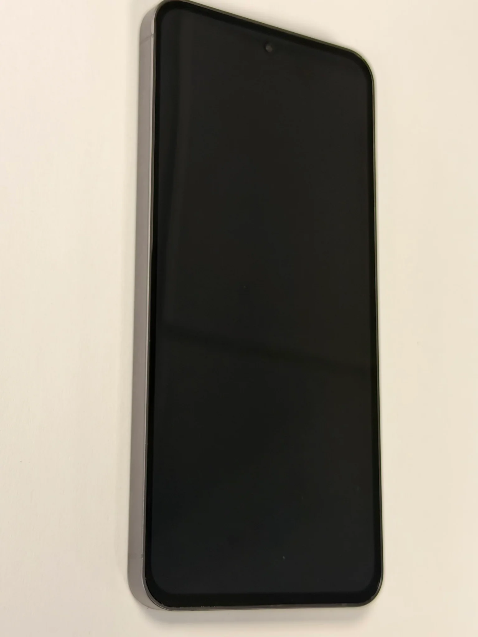 Samsung Galaxy S24 FE 128gb - Image 3