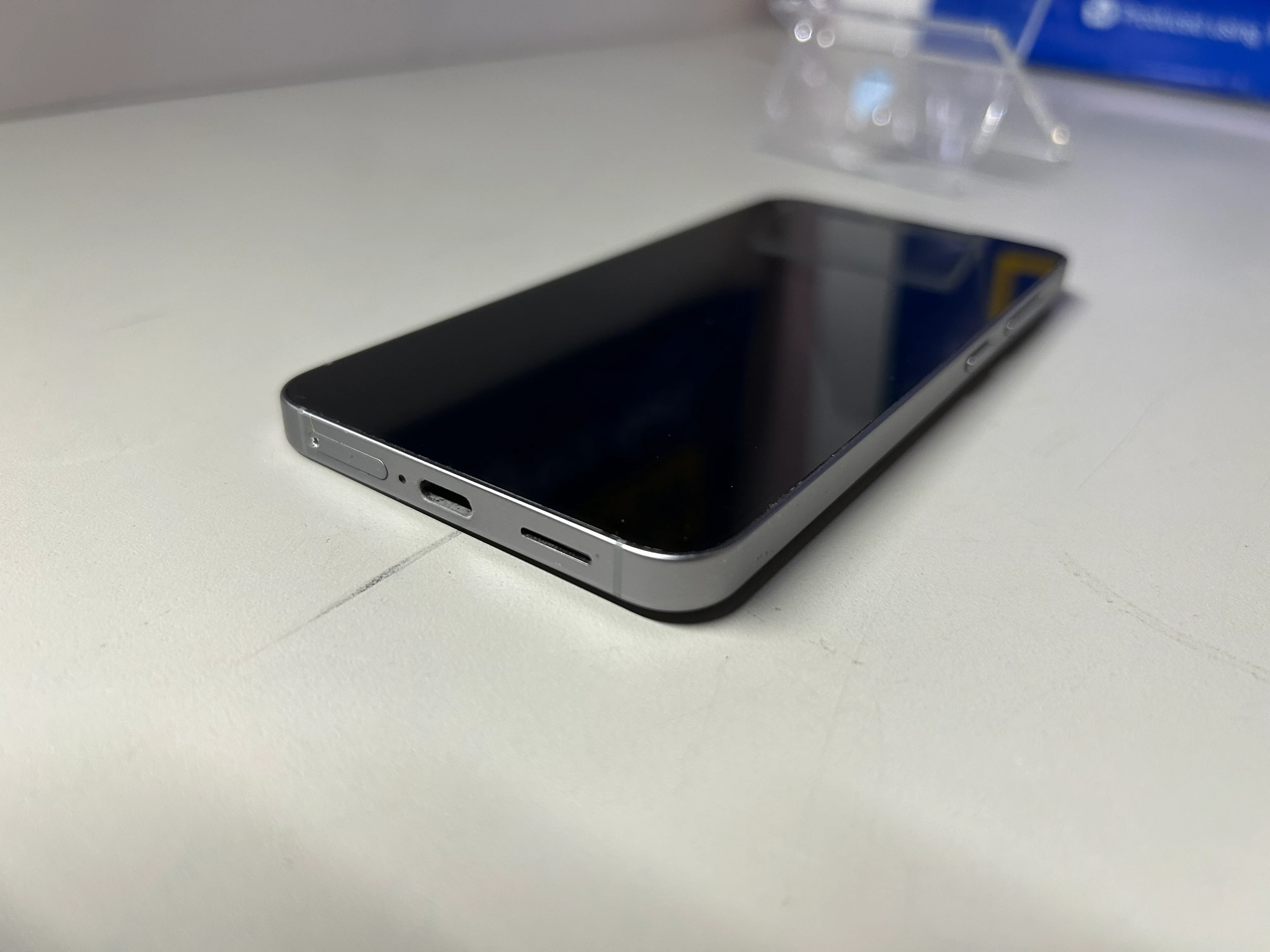 Samsung Galaxy S25 128GB Icy Blue, Unlocked B unboxed - Image 3