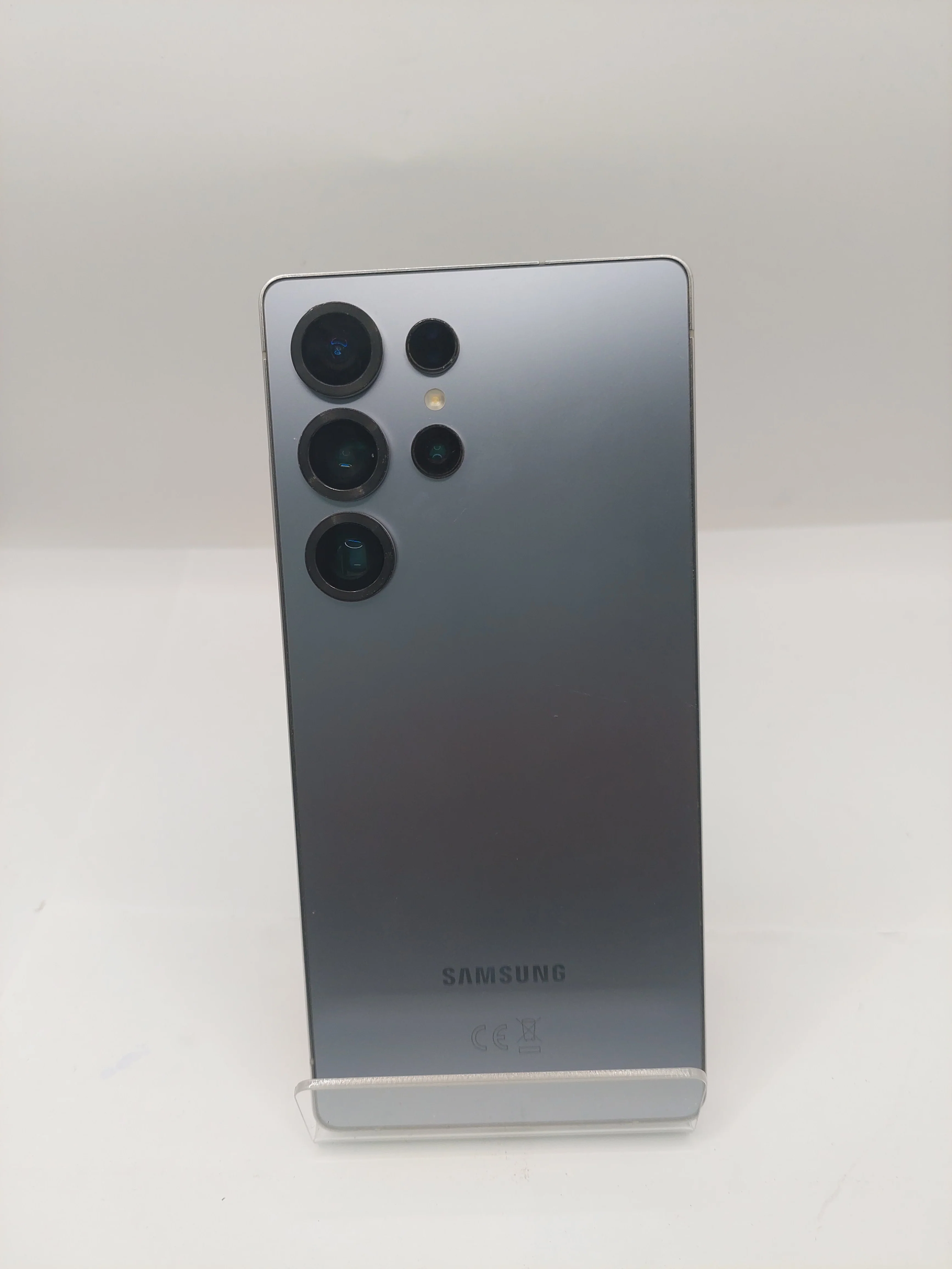 Samsung Galaxy S25 Ultra 256GB Titanium Silverblue, Unlocked - Image 2