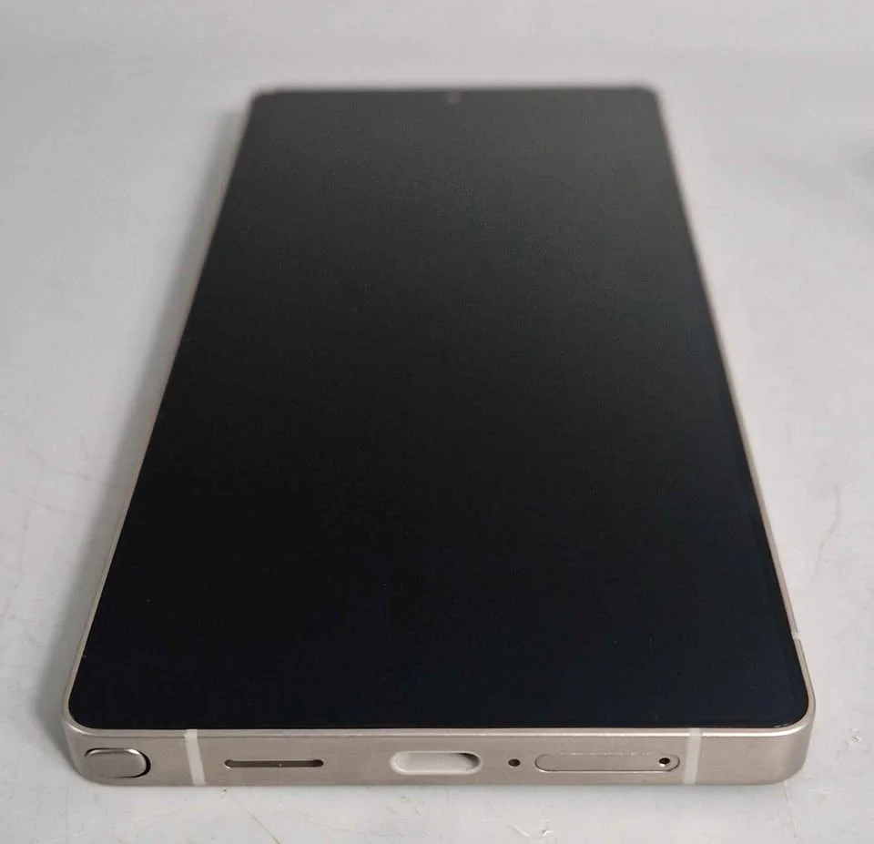 Samsung Galaxy S25 Ultra 512GB Titanium Black, Unlocked B - Image 3