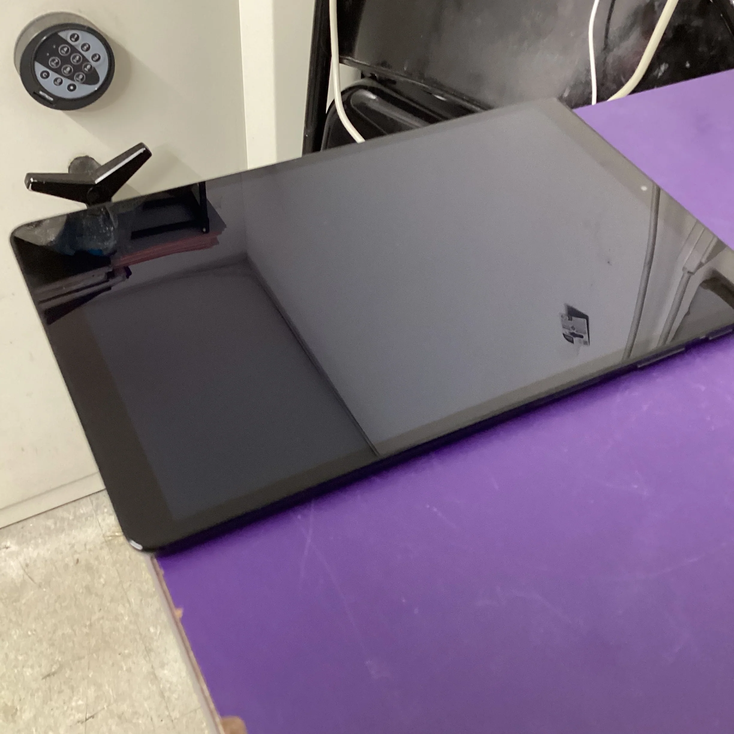 Samsung Galaxy Tab A - Image 2