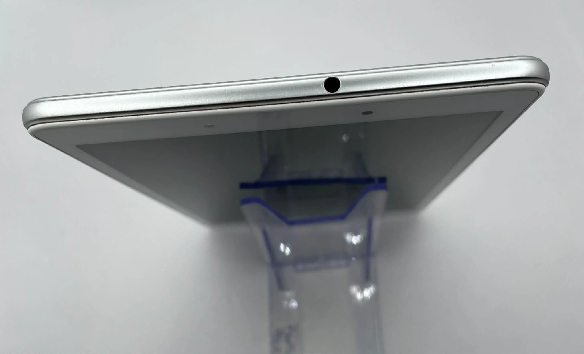 Samsung Galaxy Tab A 8.0" 32GB - Image 4