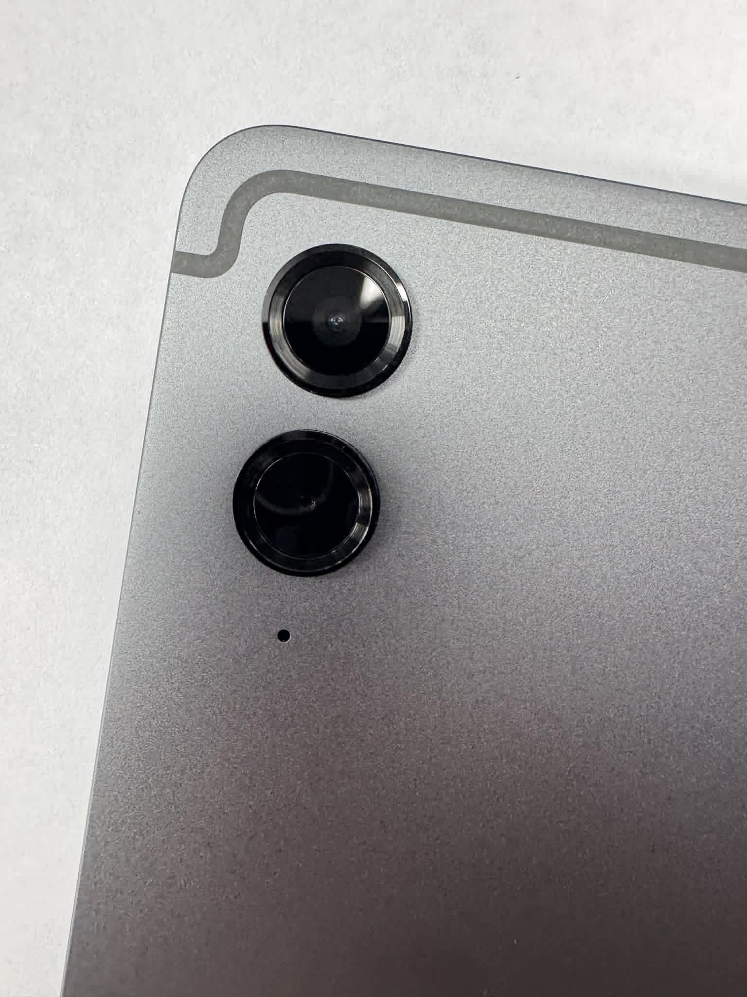 Samsung Galaxy Tab S9 FE - Image 4
