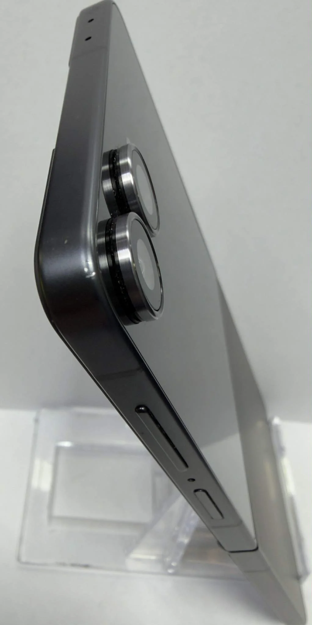 Samsung Galaxy Z Flip 7 - Jet Black , 512GB ** Any Network ** - Image 3