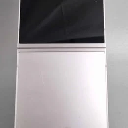 Samsung Galaxy Z Flip6 256GB Silver Shadow, Unlocked - Image 3
