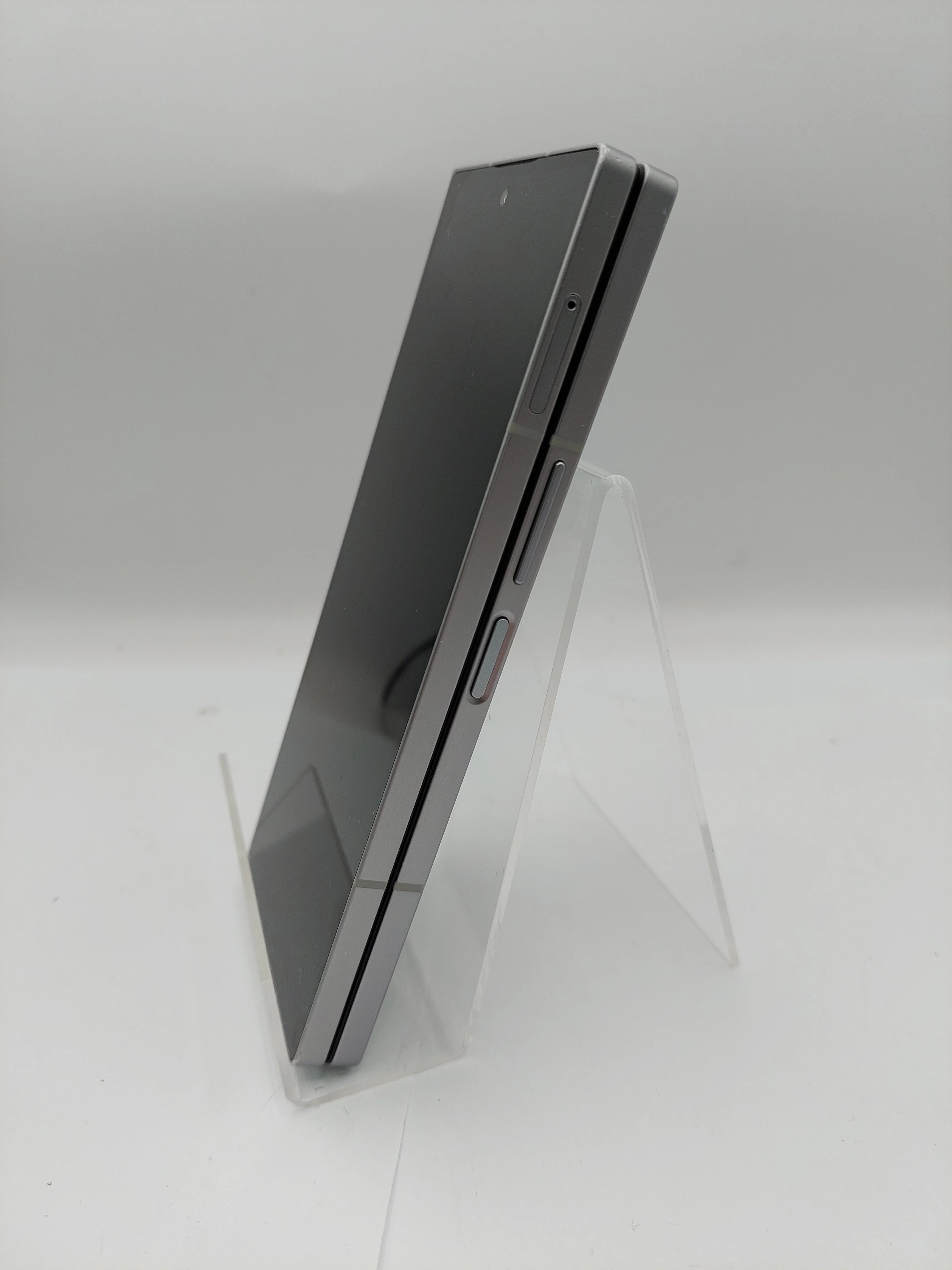 Samsung Galaxy Z Fold6 256GB Silver Shadow, Unlocked - Image 4