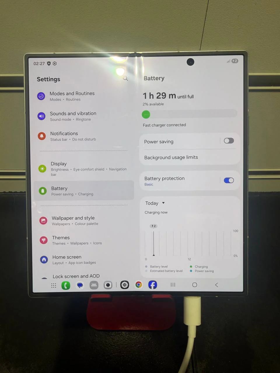 Samsung Galaxy Z Fold7 (SM-F966B) 256GB Silver Shadow, Unlocked - Image 2