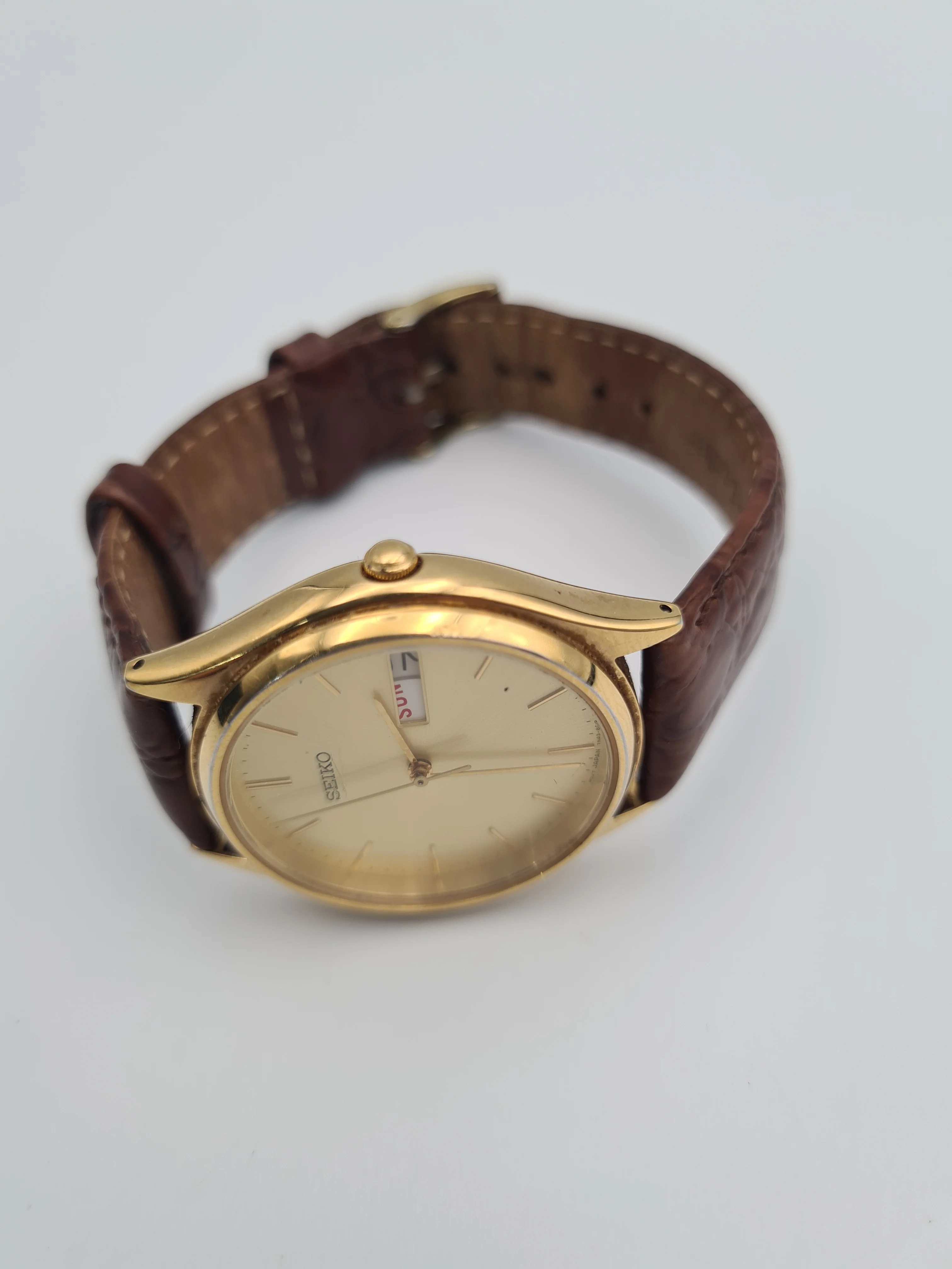 Seiko 7N43-8A vintage Quartz Dress Watch with leather strap BOXED - Image 4