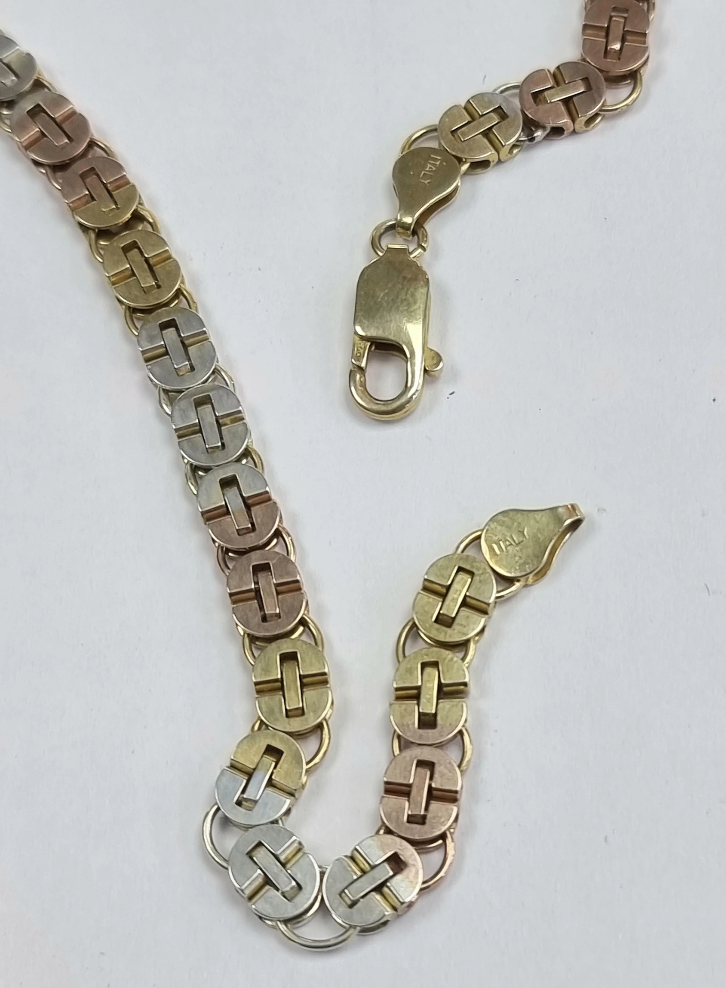 Silver 3 Coloured 26" Chain - Image 3