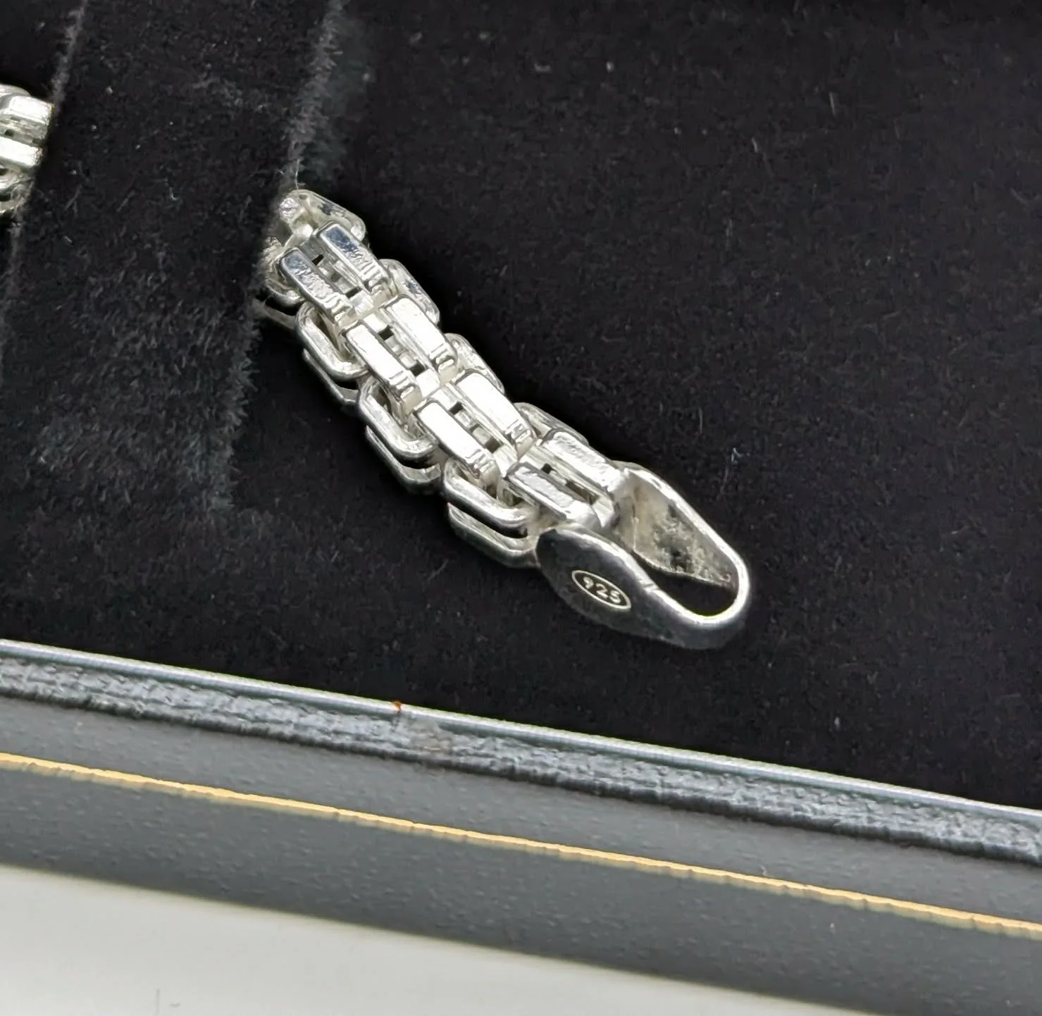 SILVER 925 HALLMARKED, Venetian box link Bracelet With Lobster Lock, 8", 22.5g !BRAND NEW! - Image 3