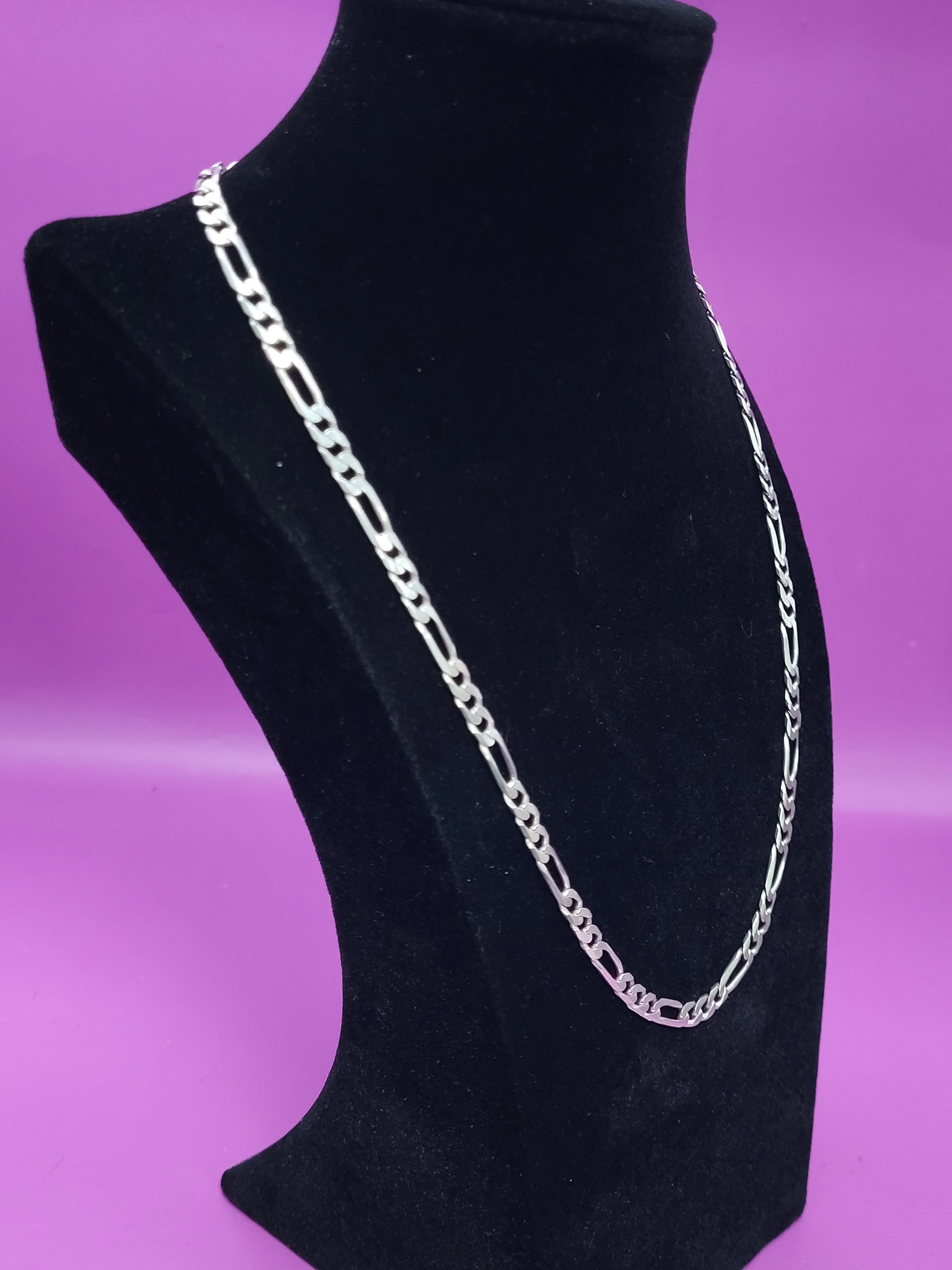 Silver Figaro Chain - 20" Long - 17.5 Grams - Halmarked ( 925 ) - Image 3