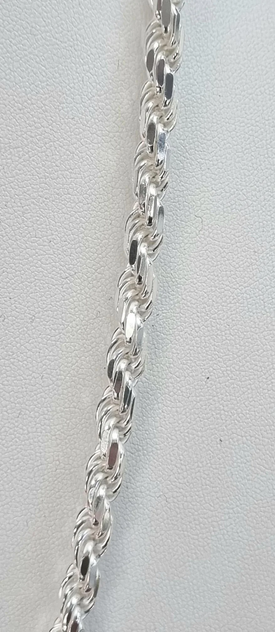 Silver Rope Chain 24" **Brand New ** - Image 2