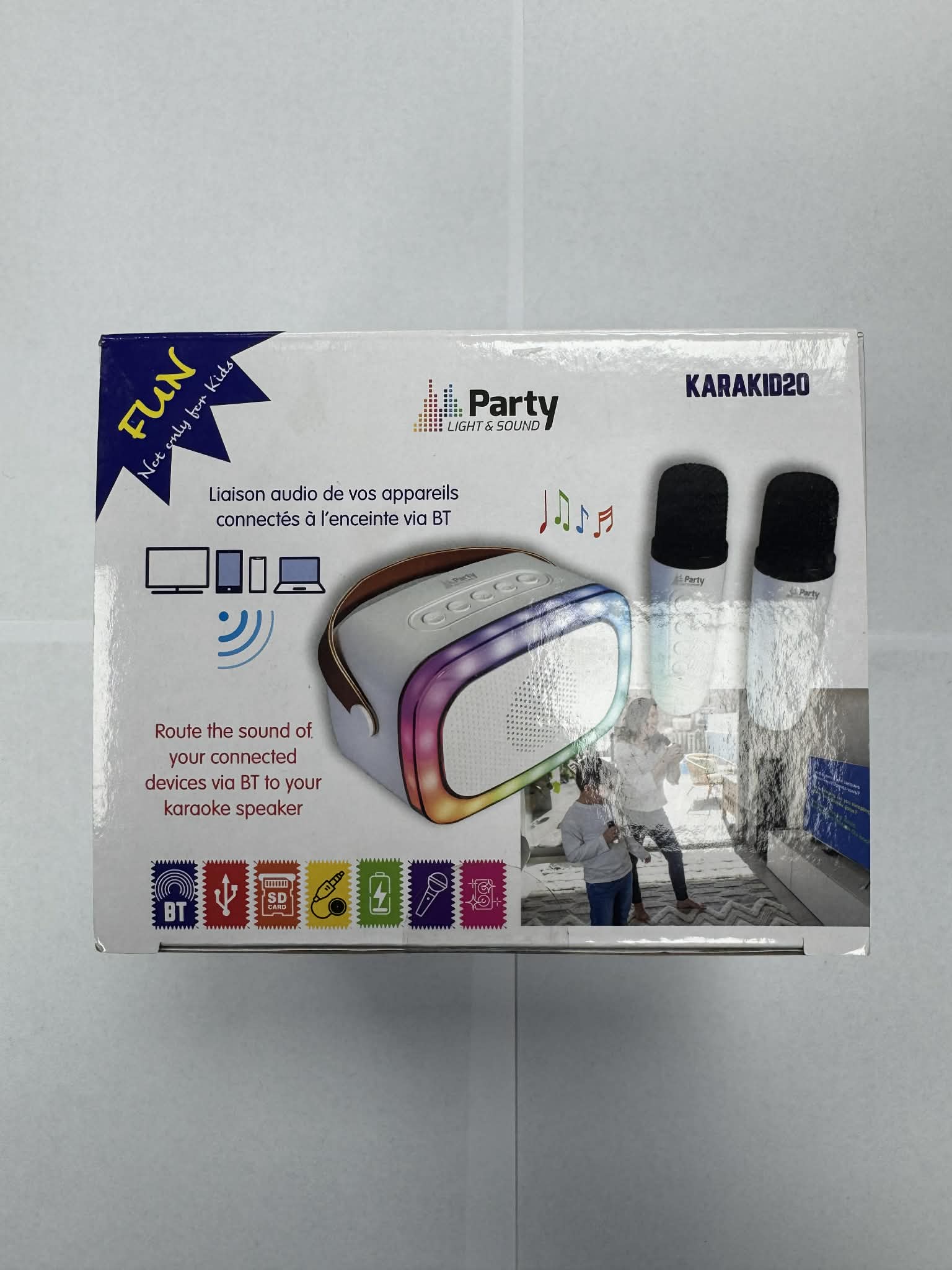 Smart karaoke bluetooth speaker with 2 wireless mics - Image 2