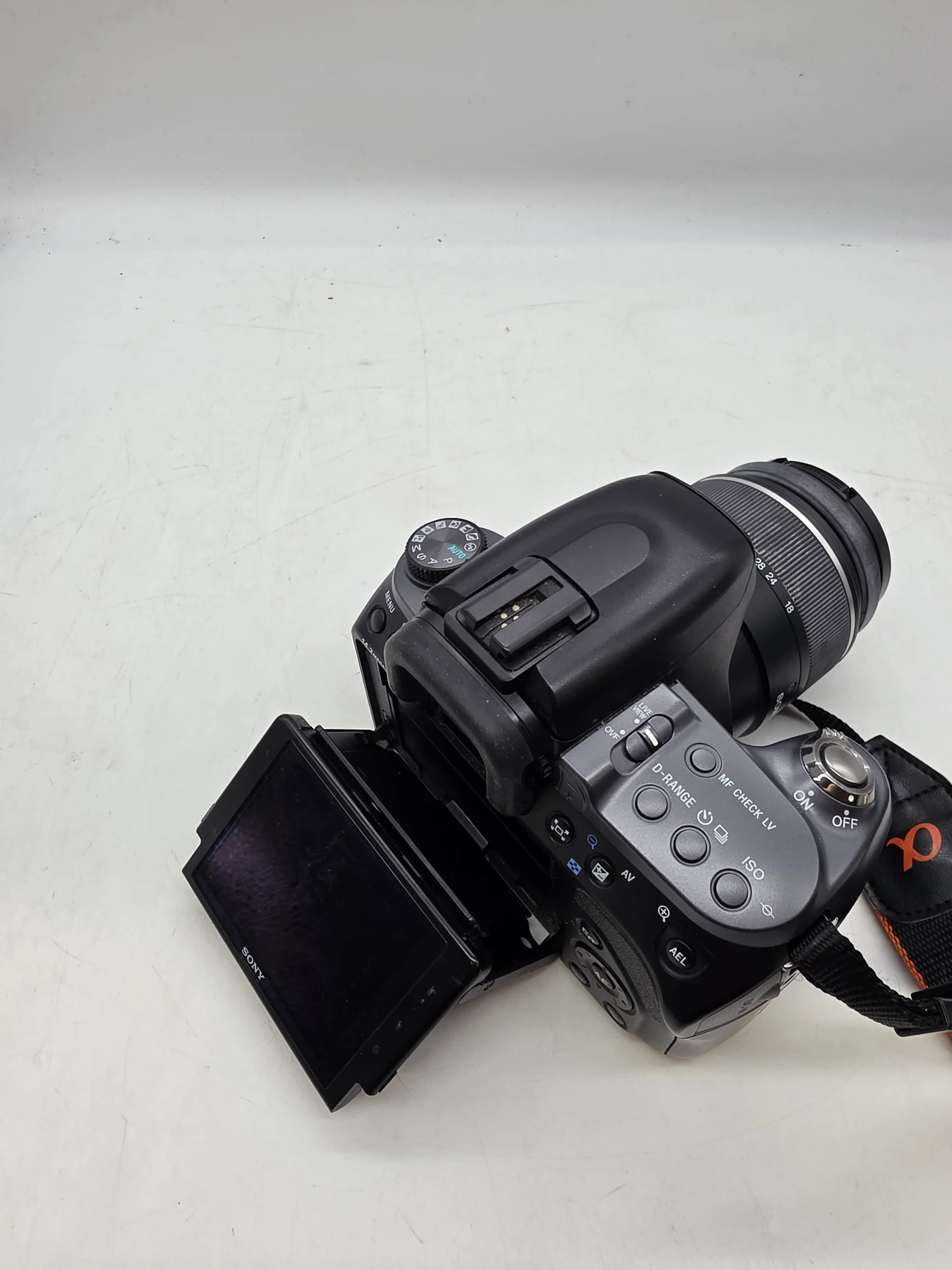 Sony A550 18-55mm Camera (24 month warranty) - Image 3