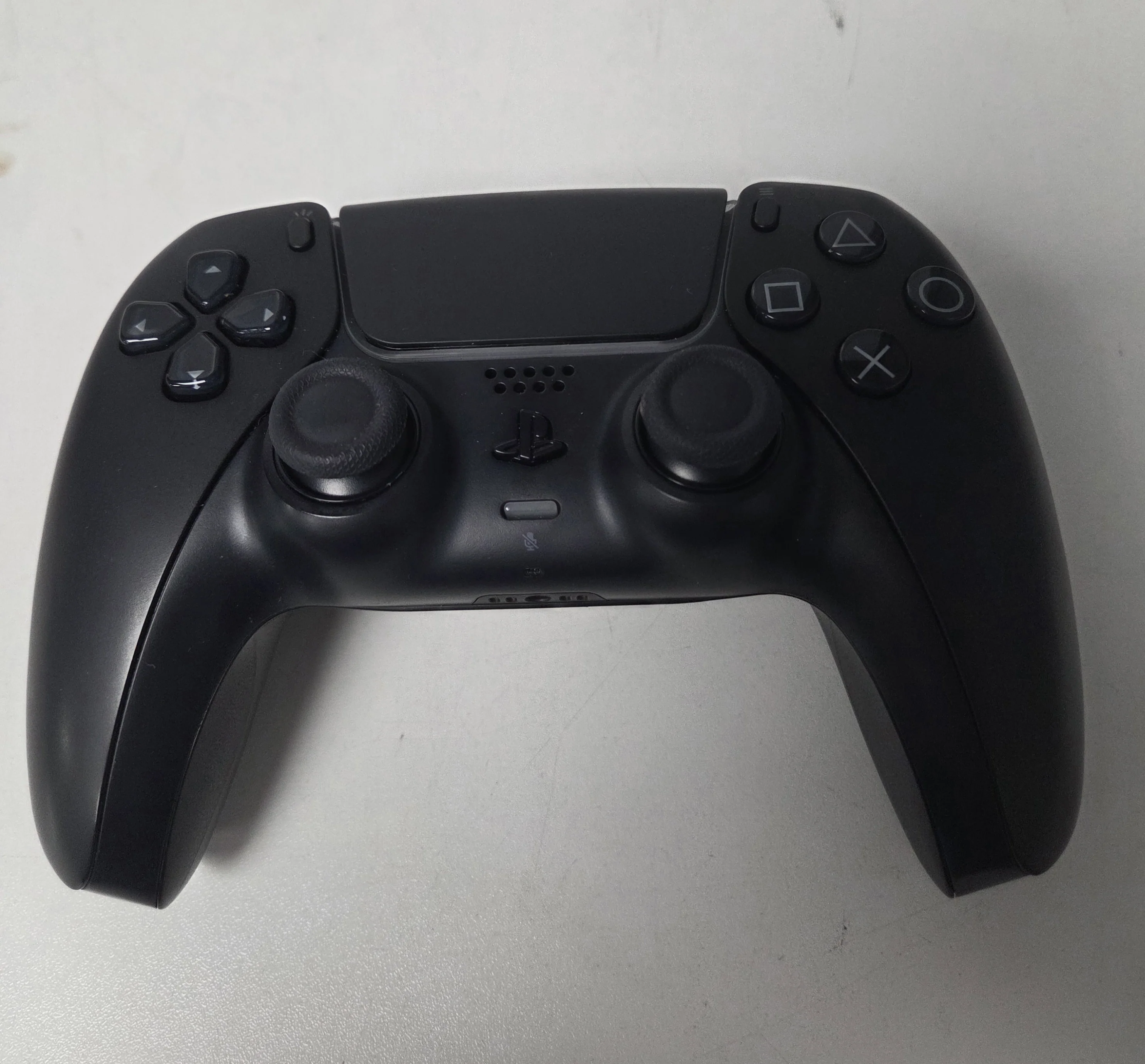 Sony DualSense Wireless Controller (Black) boxed - Image 3